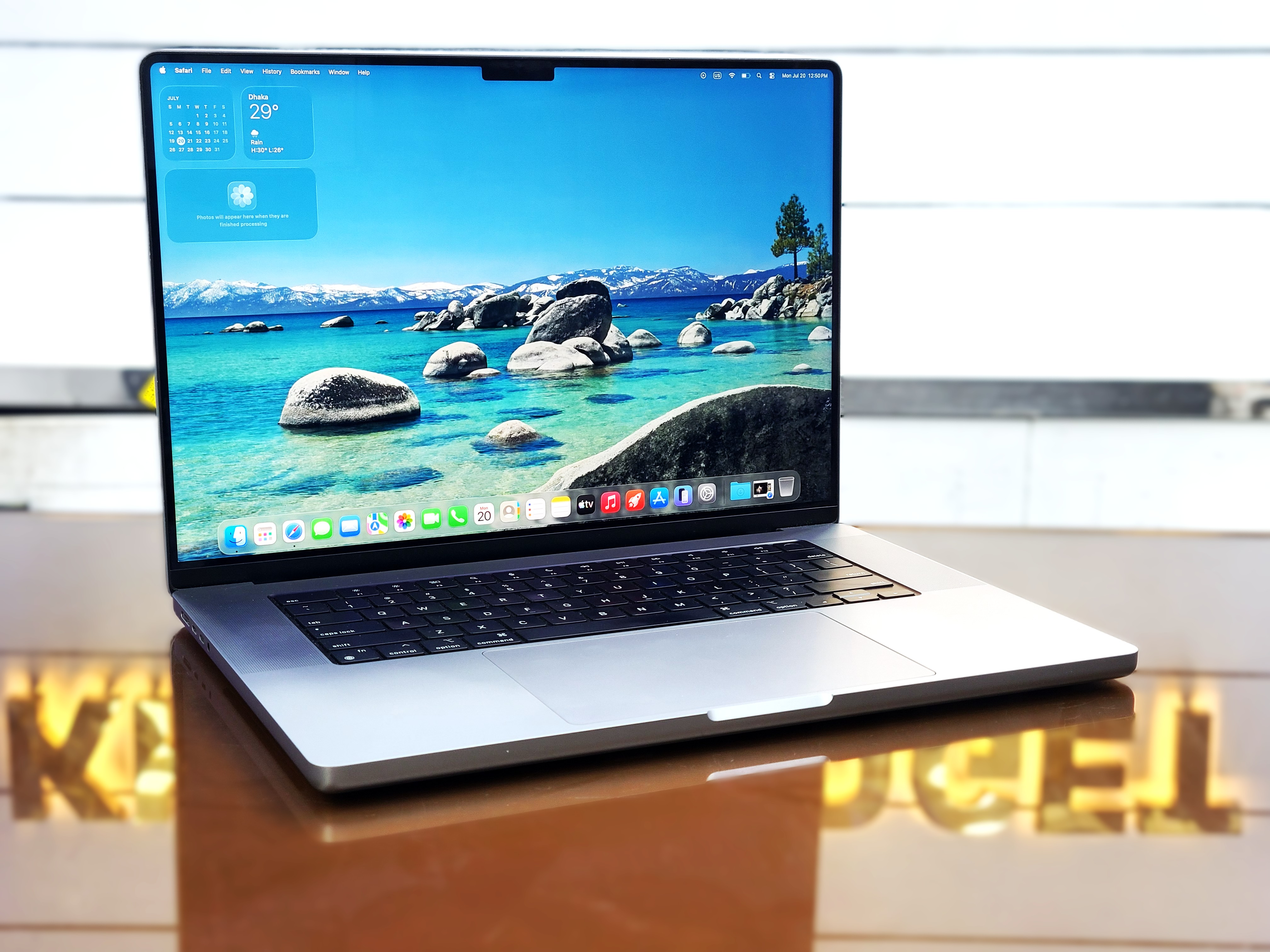 Apple MacBook Pro 16_A2485 (2021) - Space Gray Apple M1 Pro Chip 512GB SSD 16GB RAM 16.2" Retina Display Laptop