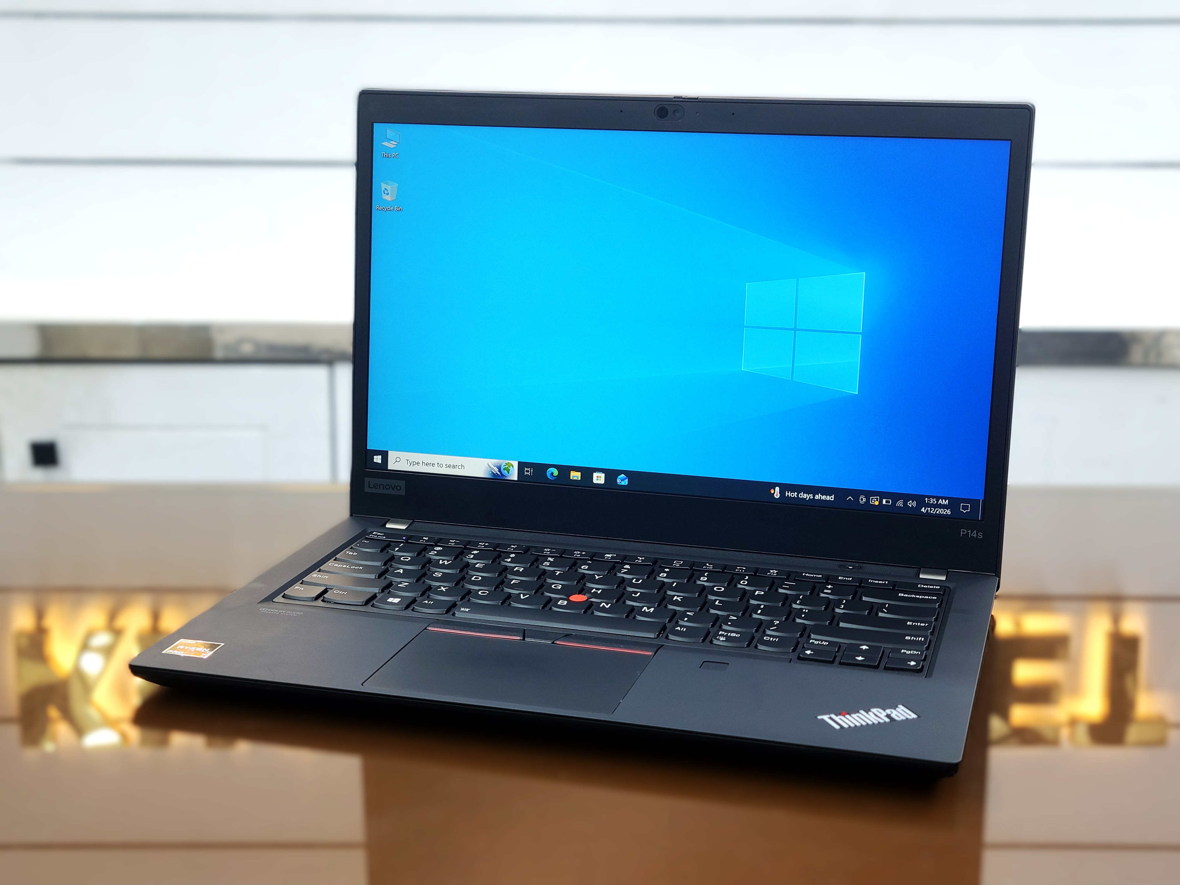 Lenovo ThinkPad P14s| Ryzen 7 Pro-4750U| 2GB GFX| RAM-16GB| SSD-256GB