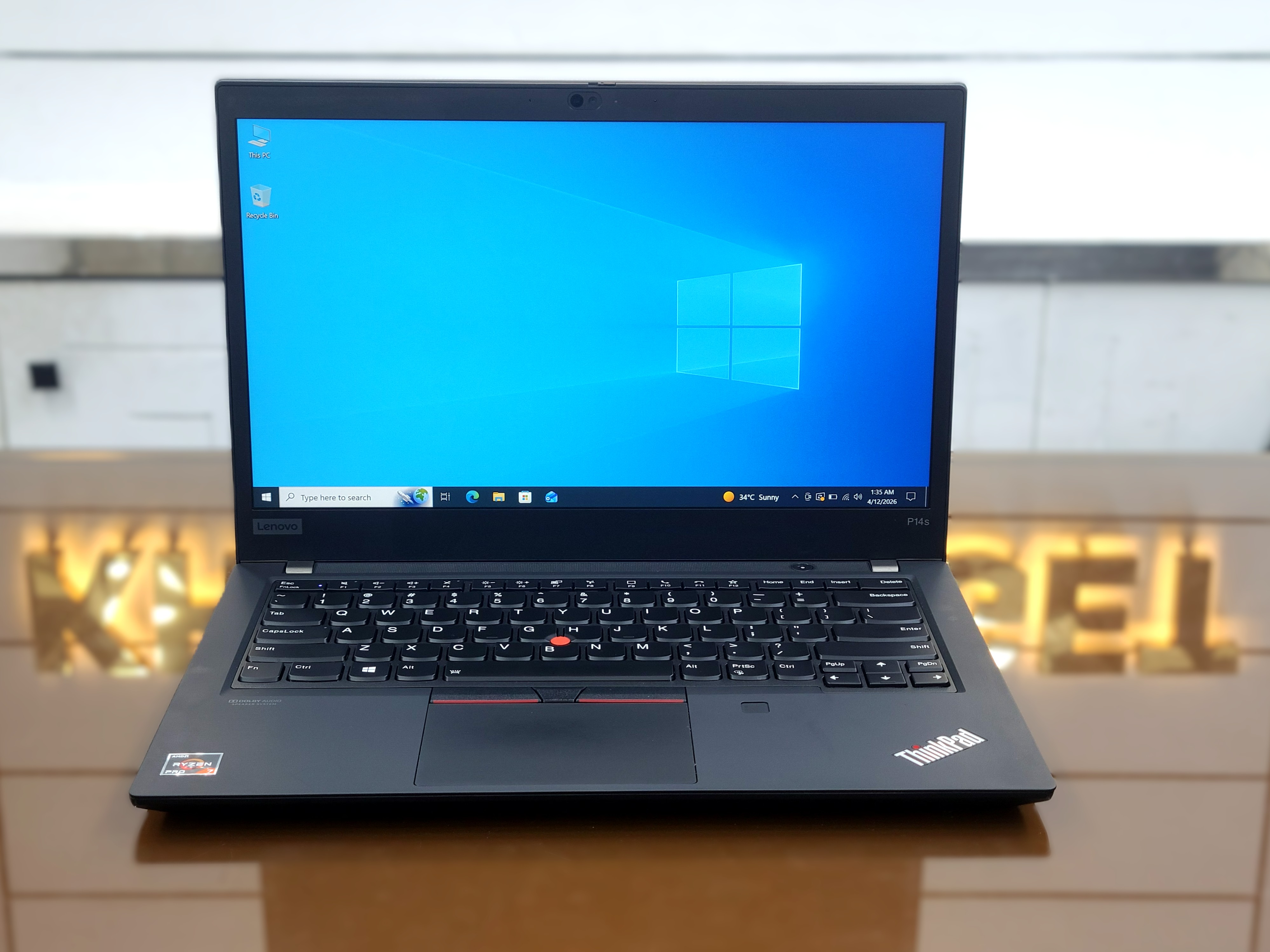 Lenovo ThinkPad P14s| Ryzen 7 Pro-4750U| 2GB GFX| RAM-16GB| SSD-256GB