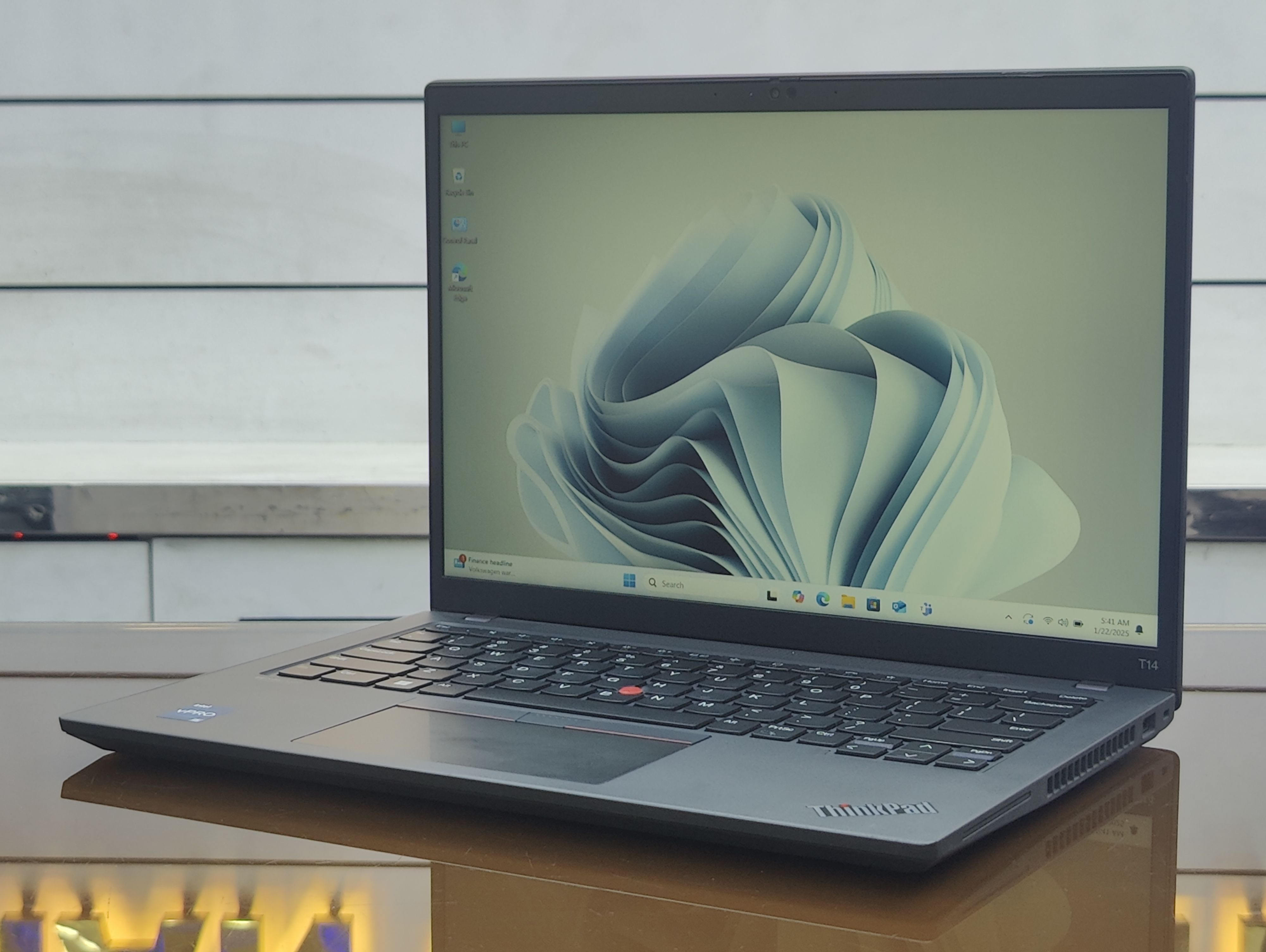 Lenovo ThinkPad T14 - Gen 3 Core i5-1235U 512GB SSD 16GB RAM 14" FHD+ Display Laptop