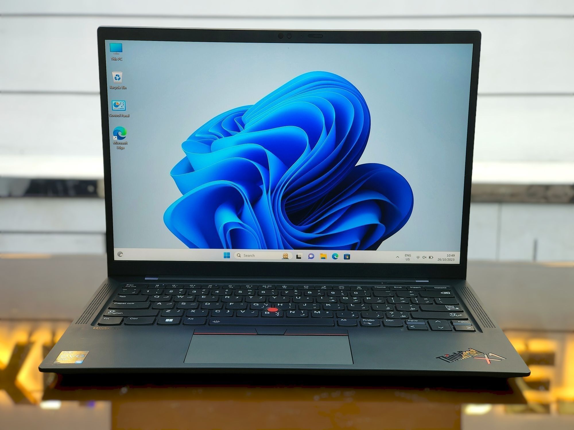 Lenovo ThinkPad X1 Carbon Gen 9 Core i7-1185G7 512GB SSD 16GB RAM 14" Touch Laptop