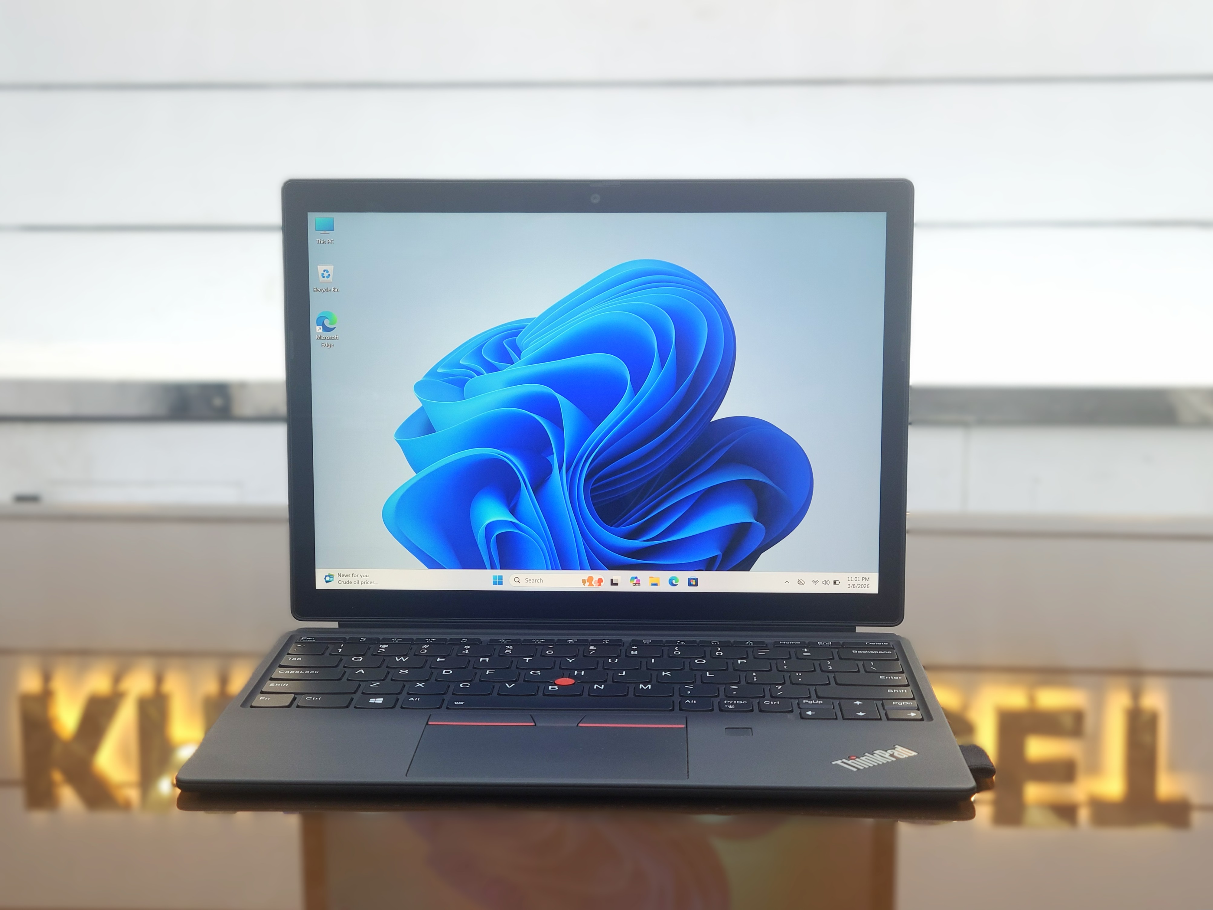 Lenovo ThinkPad X12 Core i5-1130G7 256GB SSD 12.3" FHD+ Glass Touch With Detachable Keyboard SIM Supported Laptop