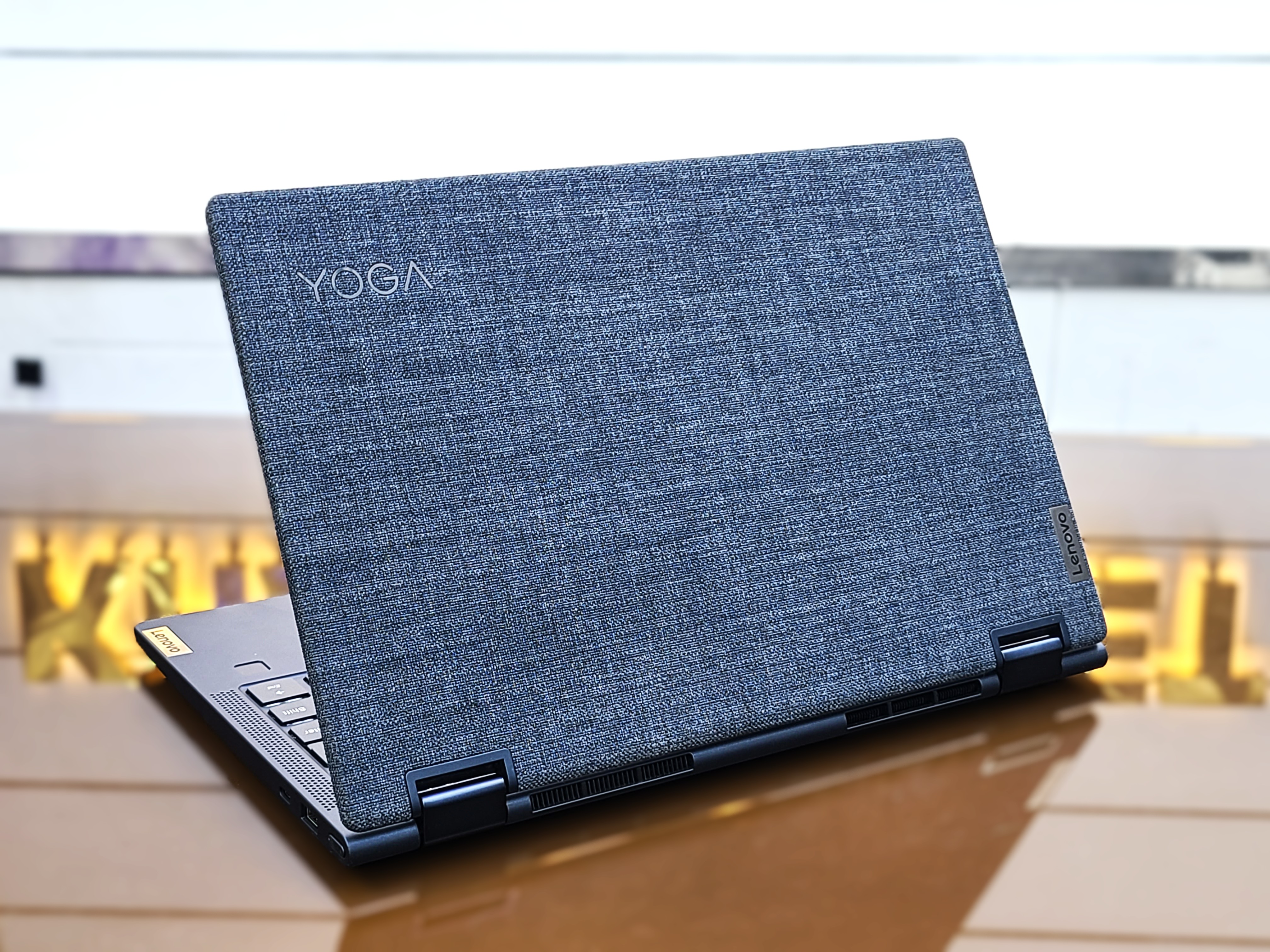 Lenovo Yoga 6 13ARE05 Fabric Ryzen 5 Pro-4650U 256GB SSD 13.3" X360 Display Laptop