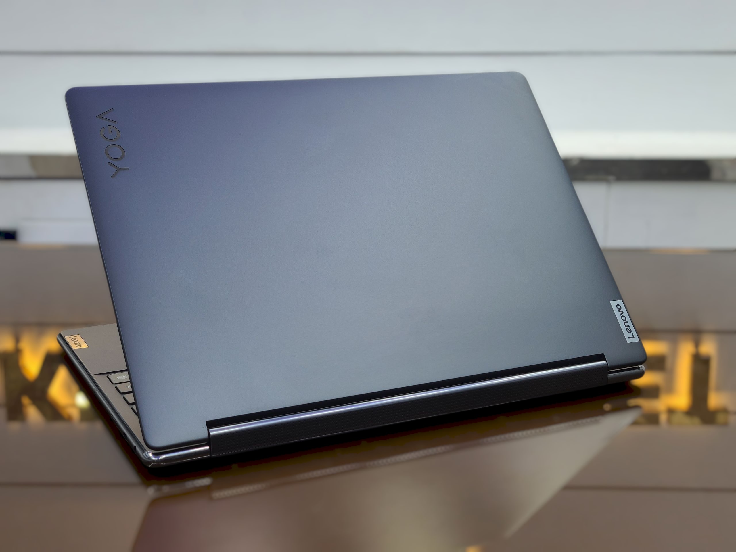 Lenovo Yoga 9 2-in-1 14IRP8 Core i7-1360P 14" 4K OLED Display 512GB SSD 16GB RAM Laptop