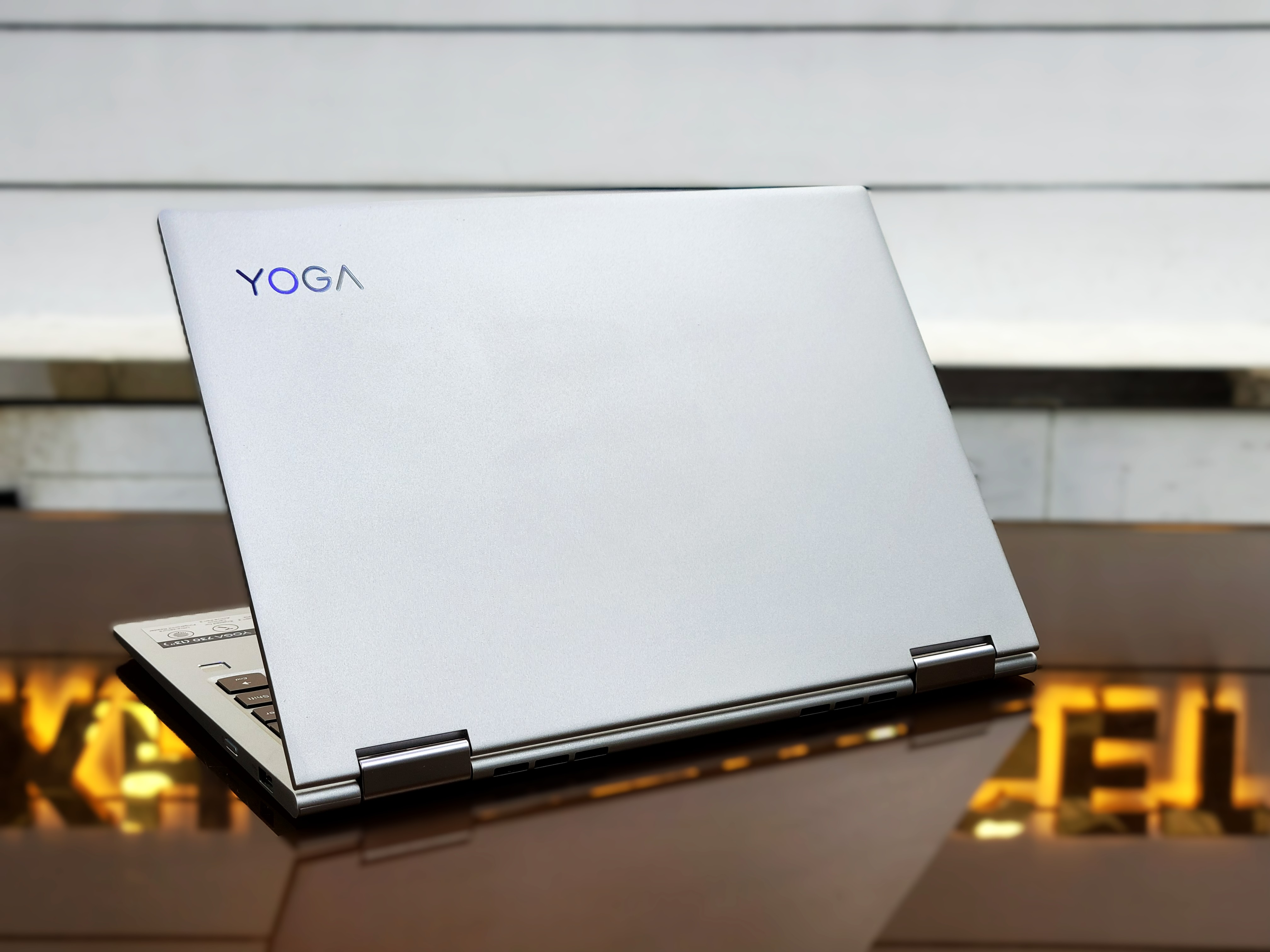 Lenovo Yoga 730 (2-in-1)| 8th Gen Core i5| UpTo 3.40GHz| 256GB NVMe
