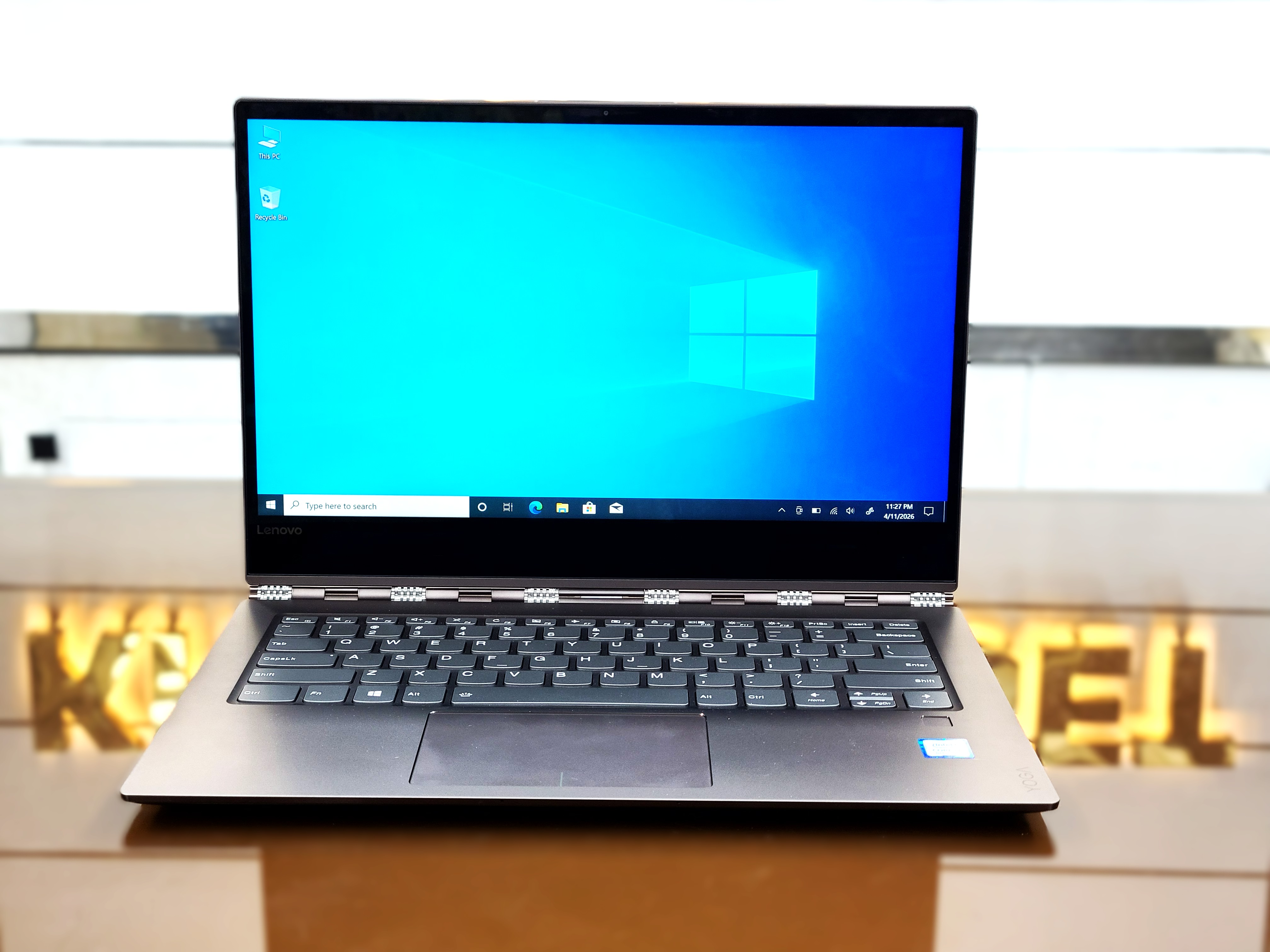 Lenovo Yoga 920 13IKB Core i7-8550U 13.9" FHD X360 Glass Touch Display 512GB SSD Laptop