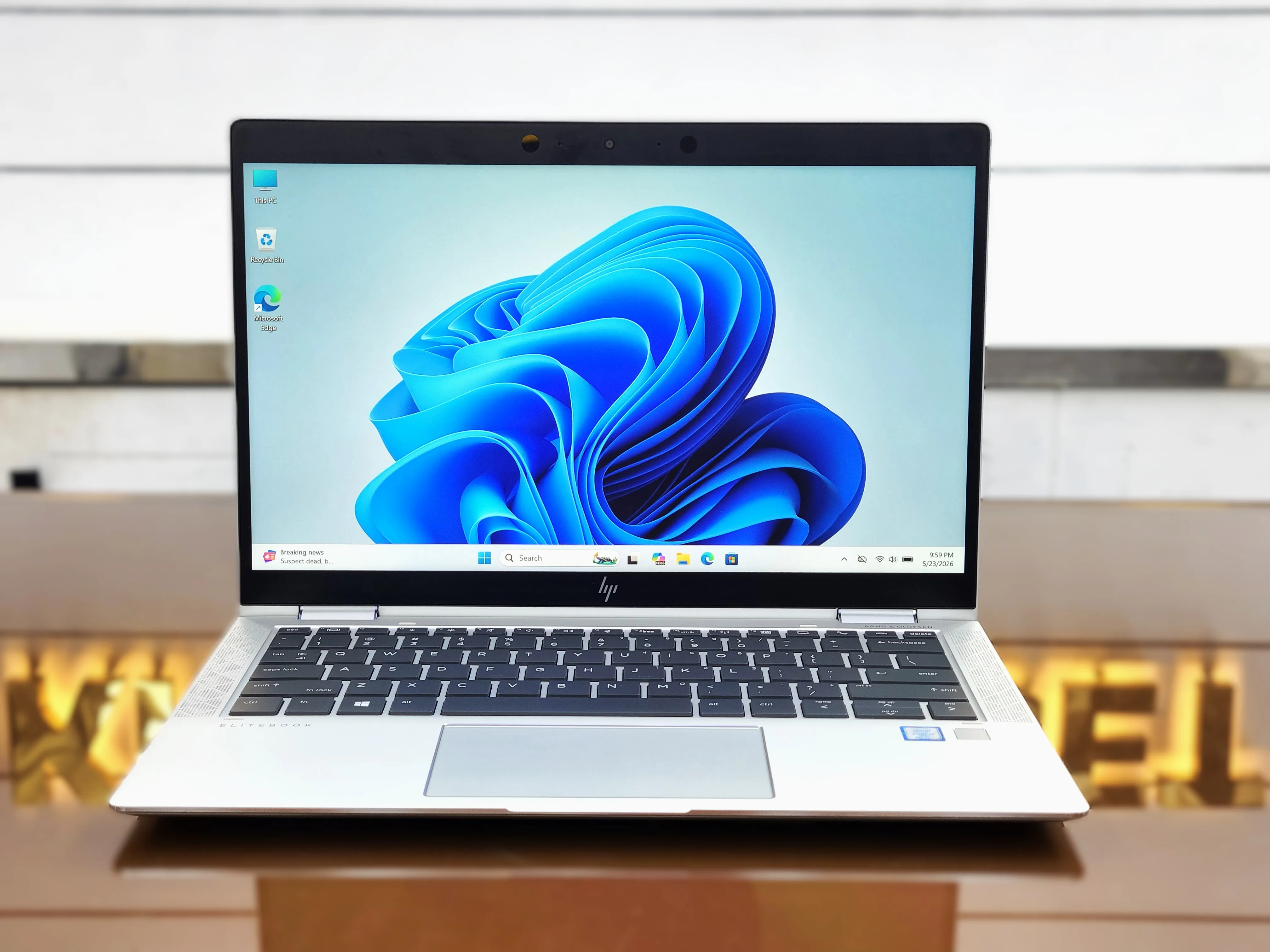 HP EliteBook X360 1030 G4 Core i7-8565U 256GB SSD 16GB RAM 13.3" FHD Glass Touch Display Sim Supported Laptop