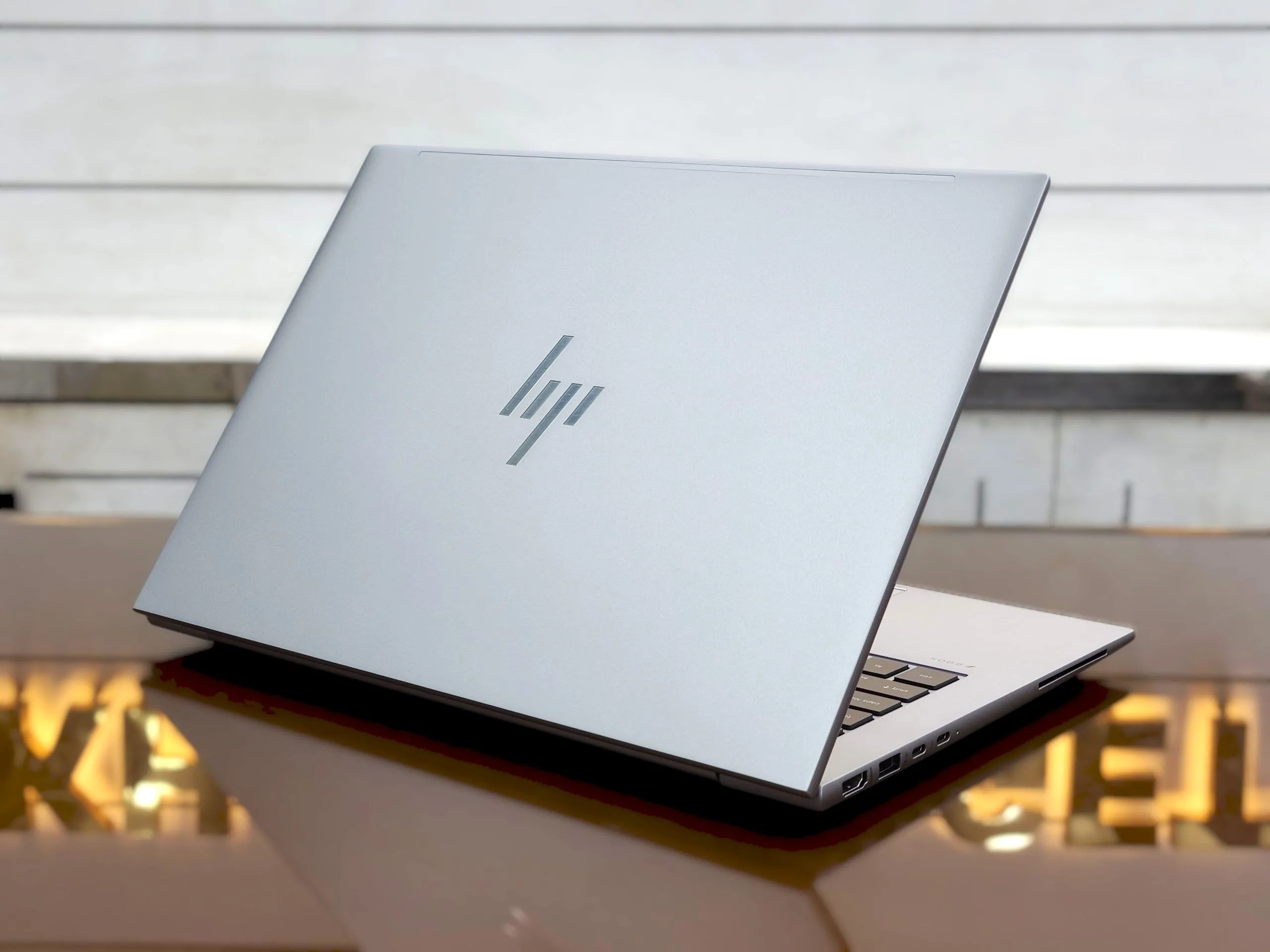 HP ZBook Firefly 14 G11 Core Ultra 7 165U (14th Gen) 512GB SSD 16GB RAM 14" FHD+ Display Mobile Workstation Laptop With NPU