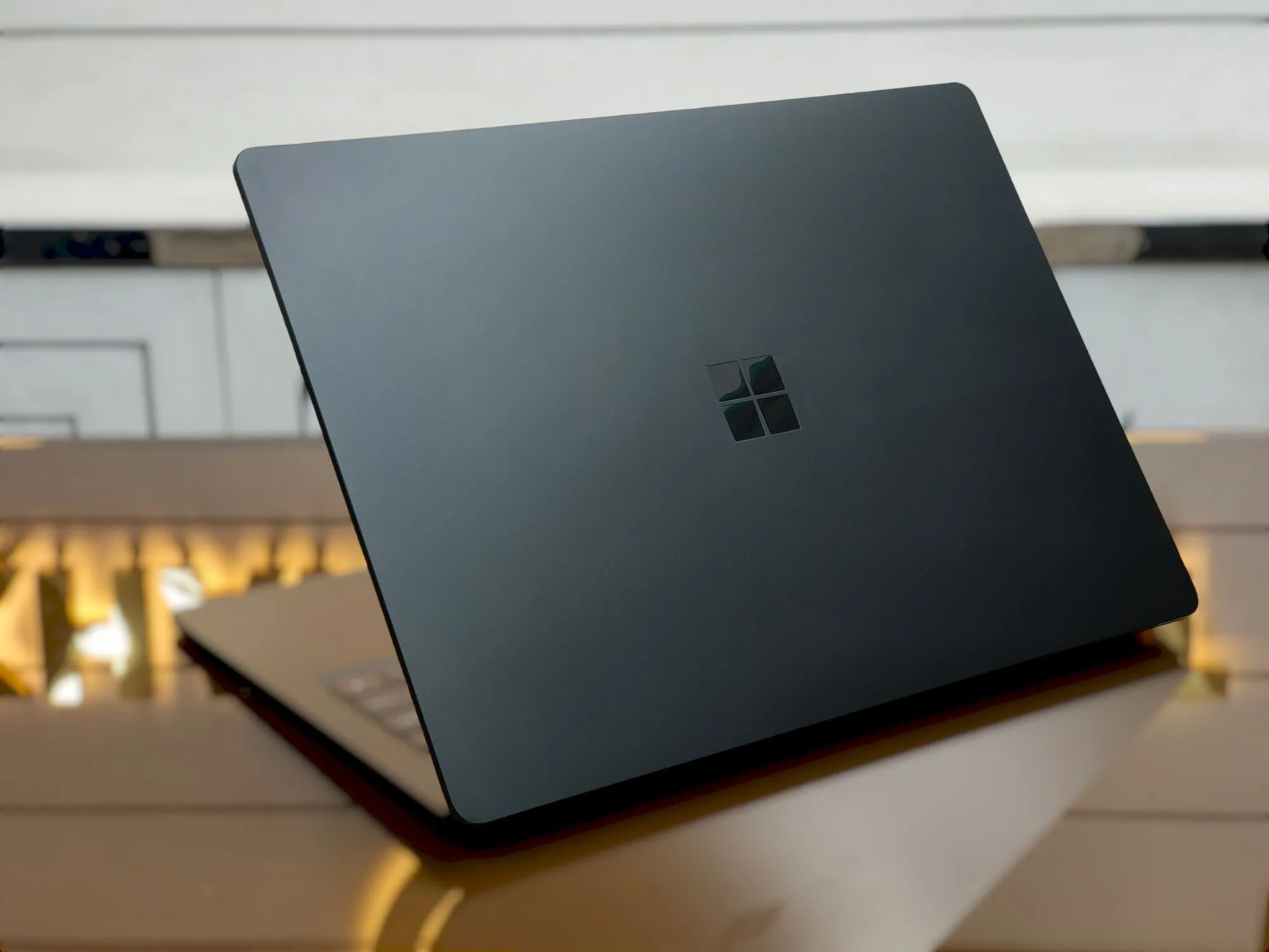 Microsoft Surface Laptop 4 Core i5-1145G7 256GB SSD 13.5" QHD Glass Touch Display Laptop