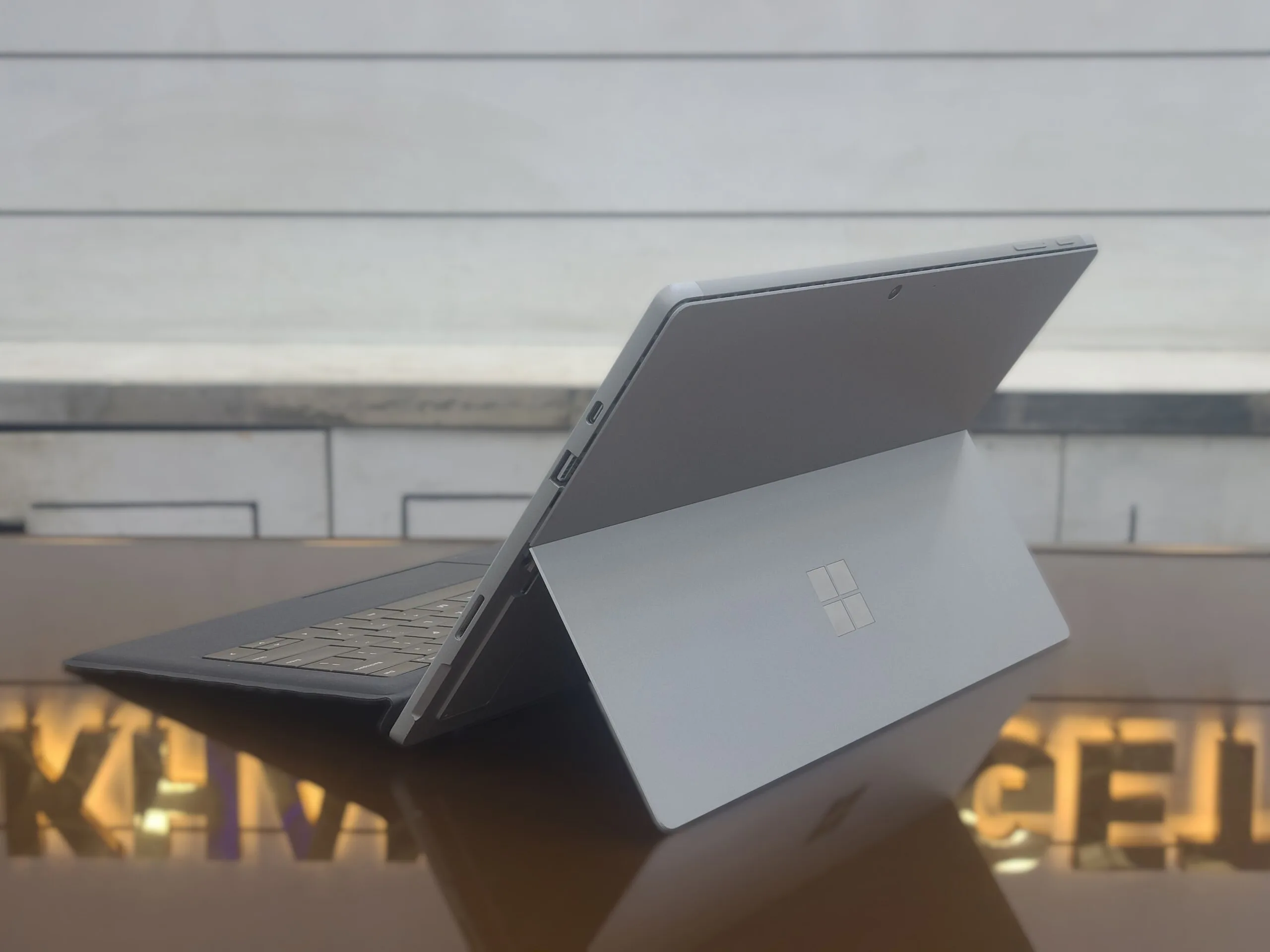 Microsoft Surface Pro 7+ Core i5-1135G7 256GB SSD 12.3" QHD Glass Touch Display With Surface Detachable Keyboard Laptop