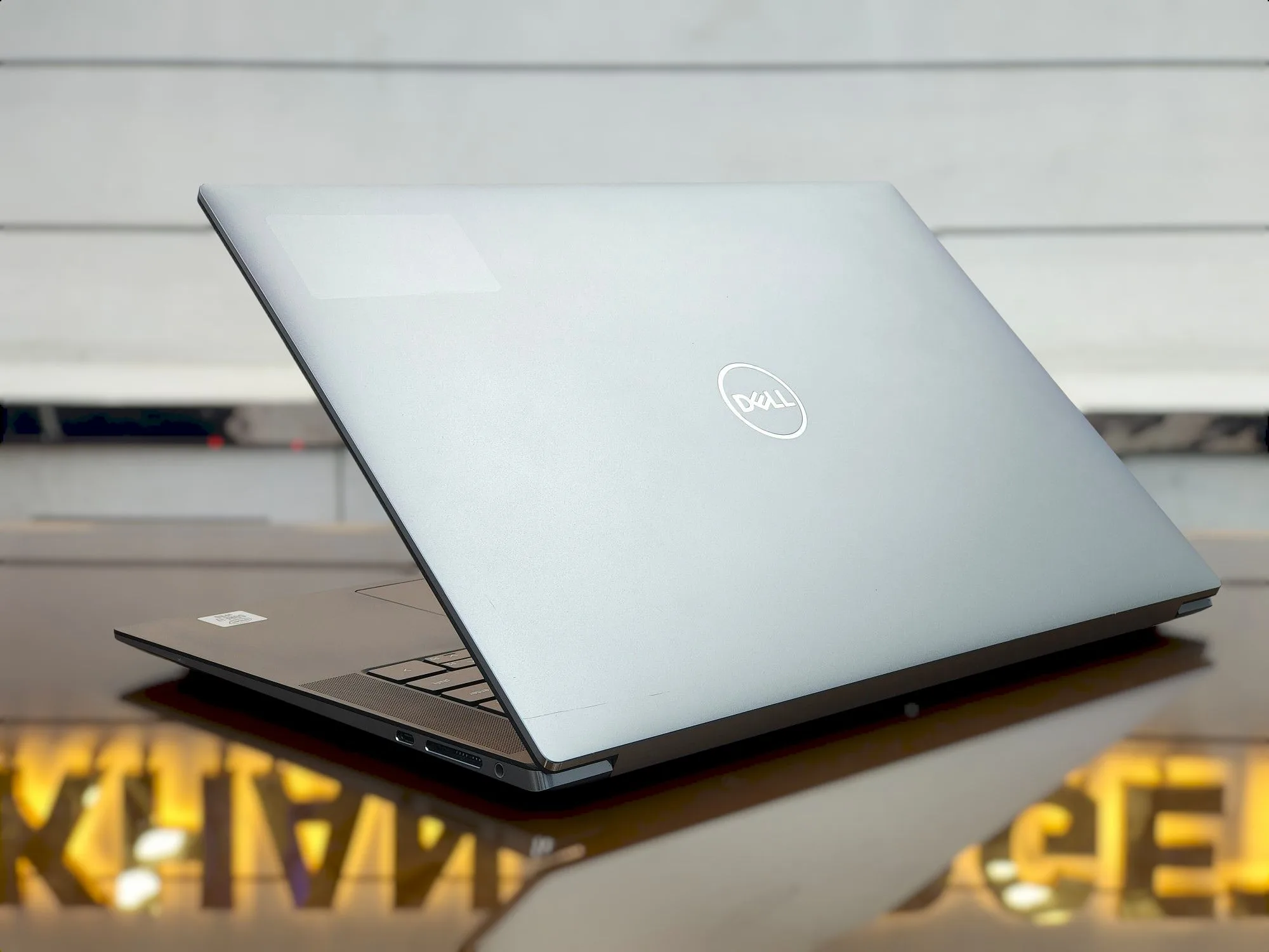 Dell Precision 5550 Core i7-10850H NVIDIA T1000 With 4GB Graphics 16GB RAM 15.6" FHD+ Display Mobile Workstation Laptop