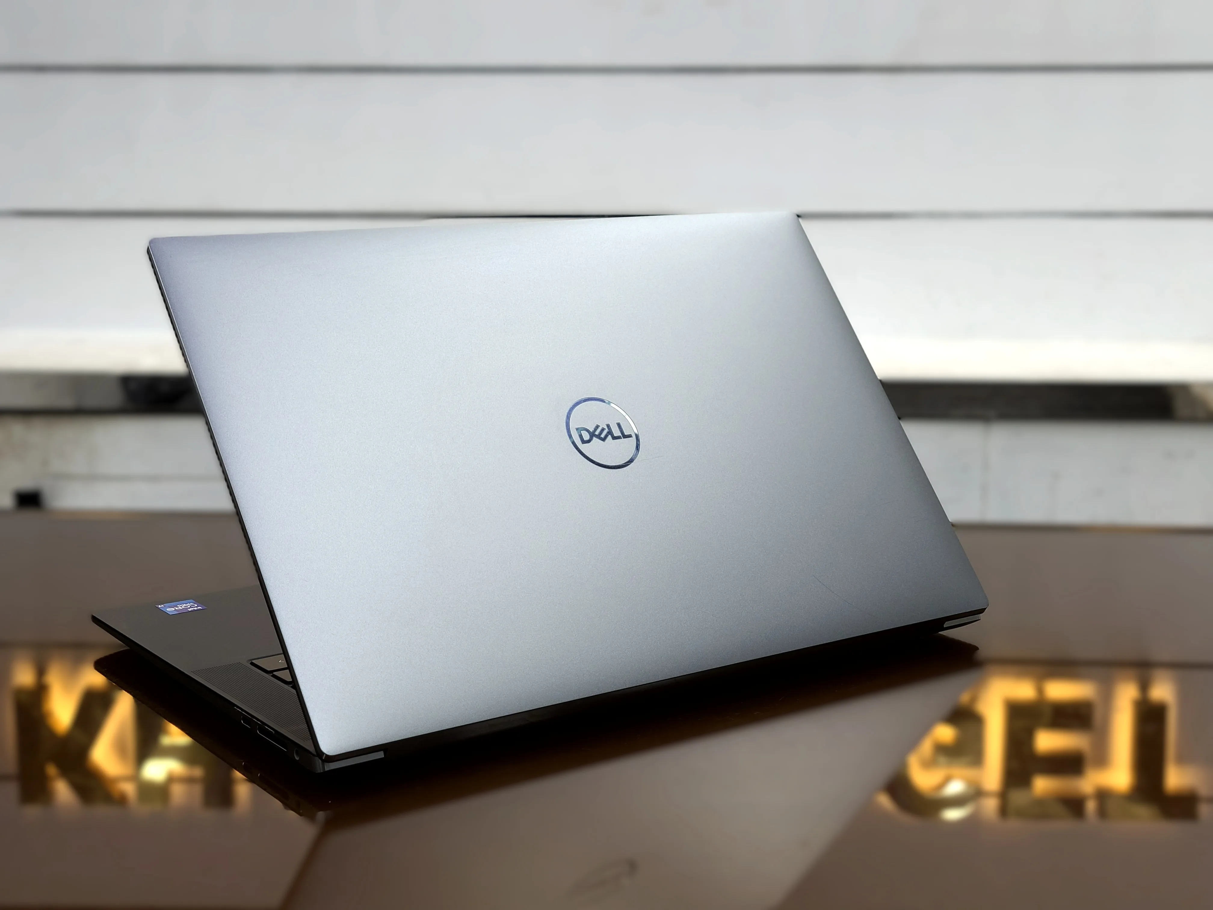 Dell Precision 5570 Core i7-12800H NVIDIA RTX A1000 With 4GB DDR6 Graphics 16GB RAM 15.6" FHD+ Display Mobile Workstation Laptop