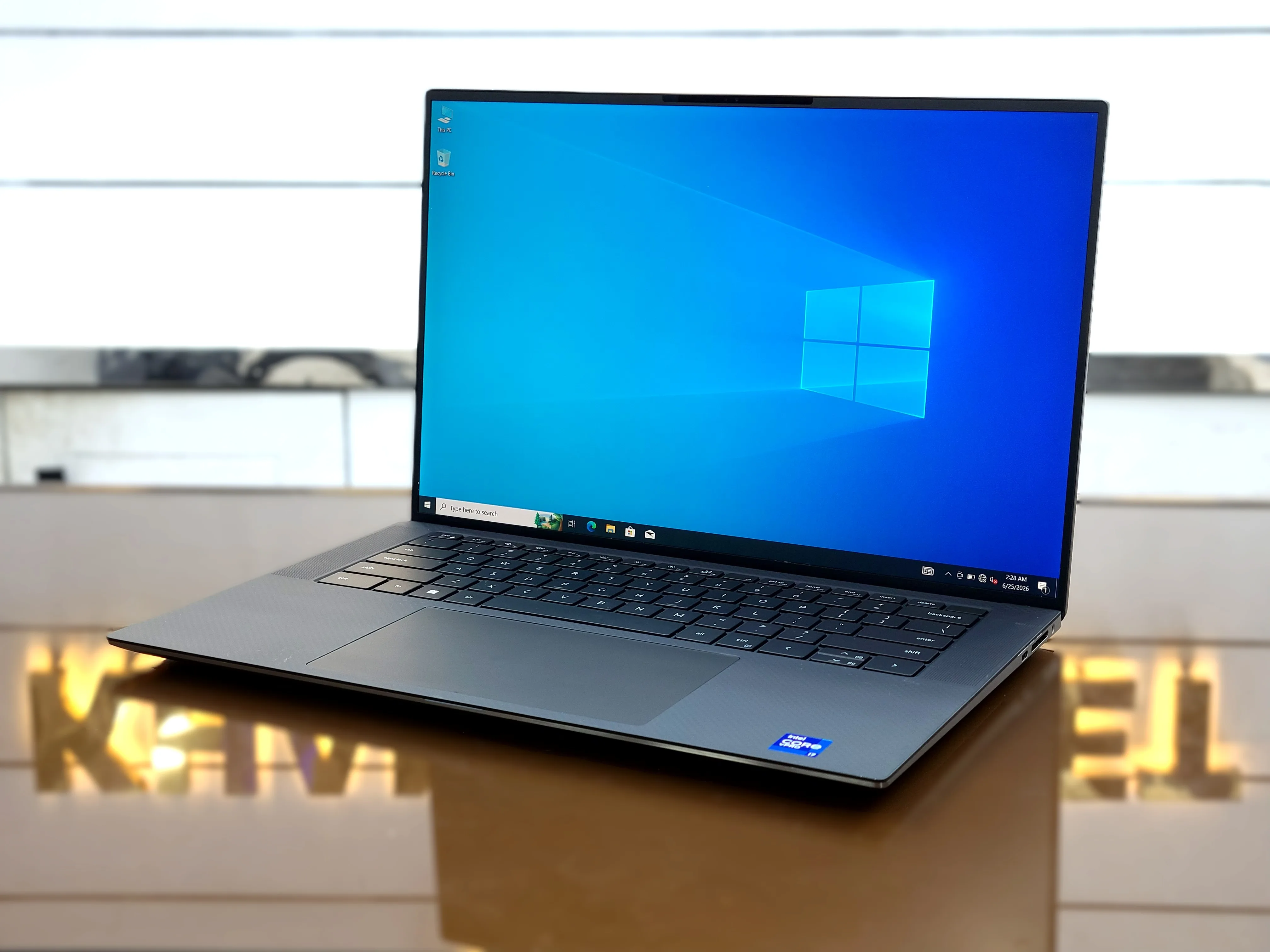 Dell Precision 5570 Core i7-12800H NVIDIA RTX A2000 With 8GB DDR6 Graphics 16GB 4800MHz RAM 15.6" FHD+ Display Mobile Workstation Laptop