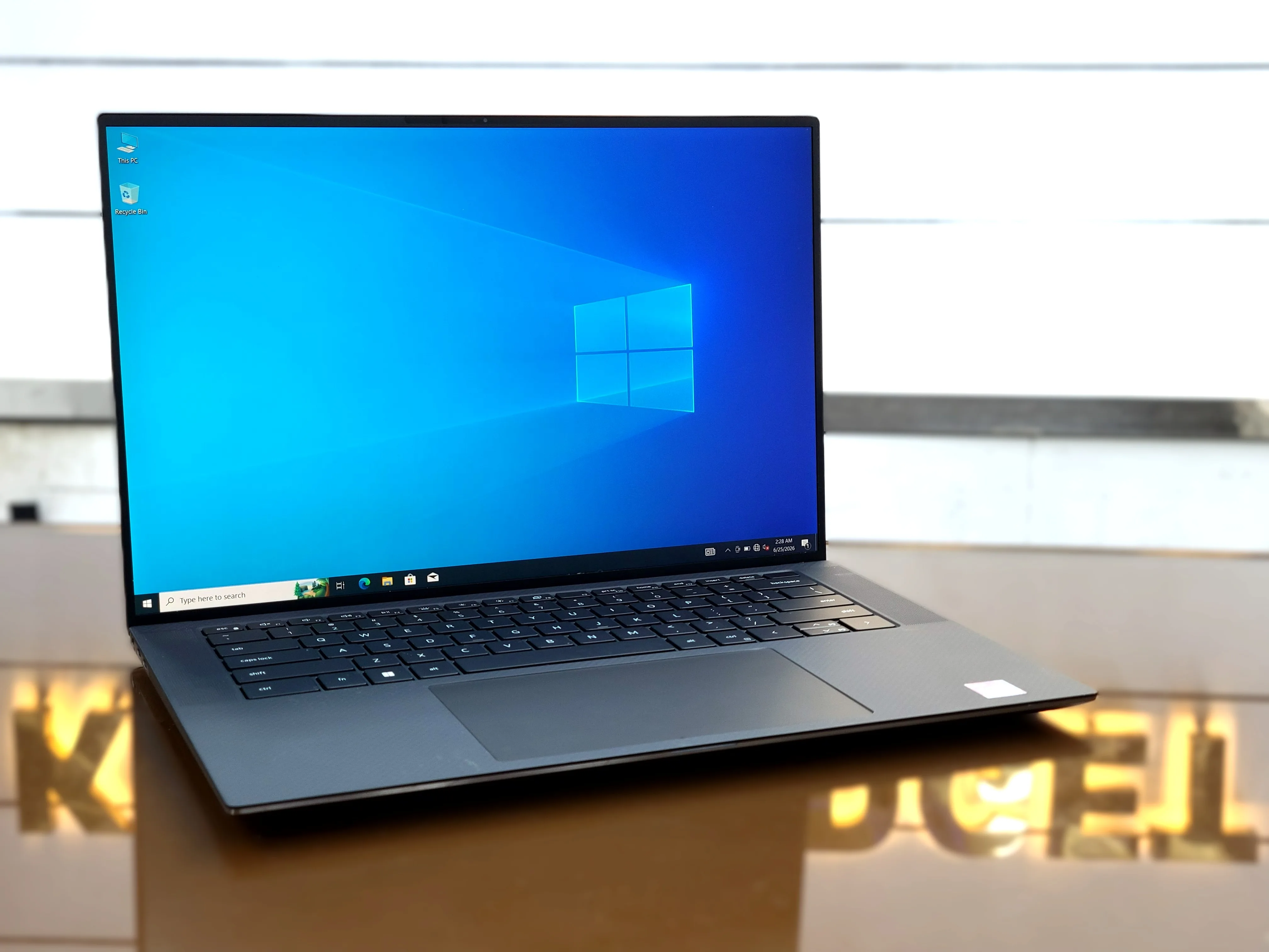 Dell Precision 5570 Core i7-12800H NVIDIA RTX A2000 With 8GB DDR6 Graphics 16GB 4800MHz RAM 15.6" FHD+ Display Mobile Workstation Laptop