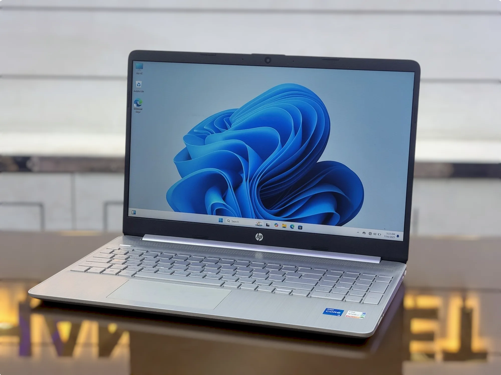 HP 15-fd0006nx Core i5-1335U 512GB SSD 8GB RAM 15.6" FHD Display Laptop