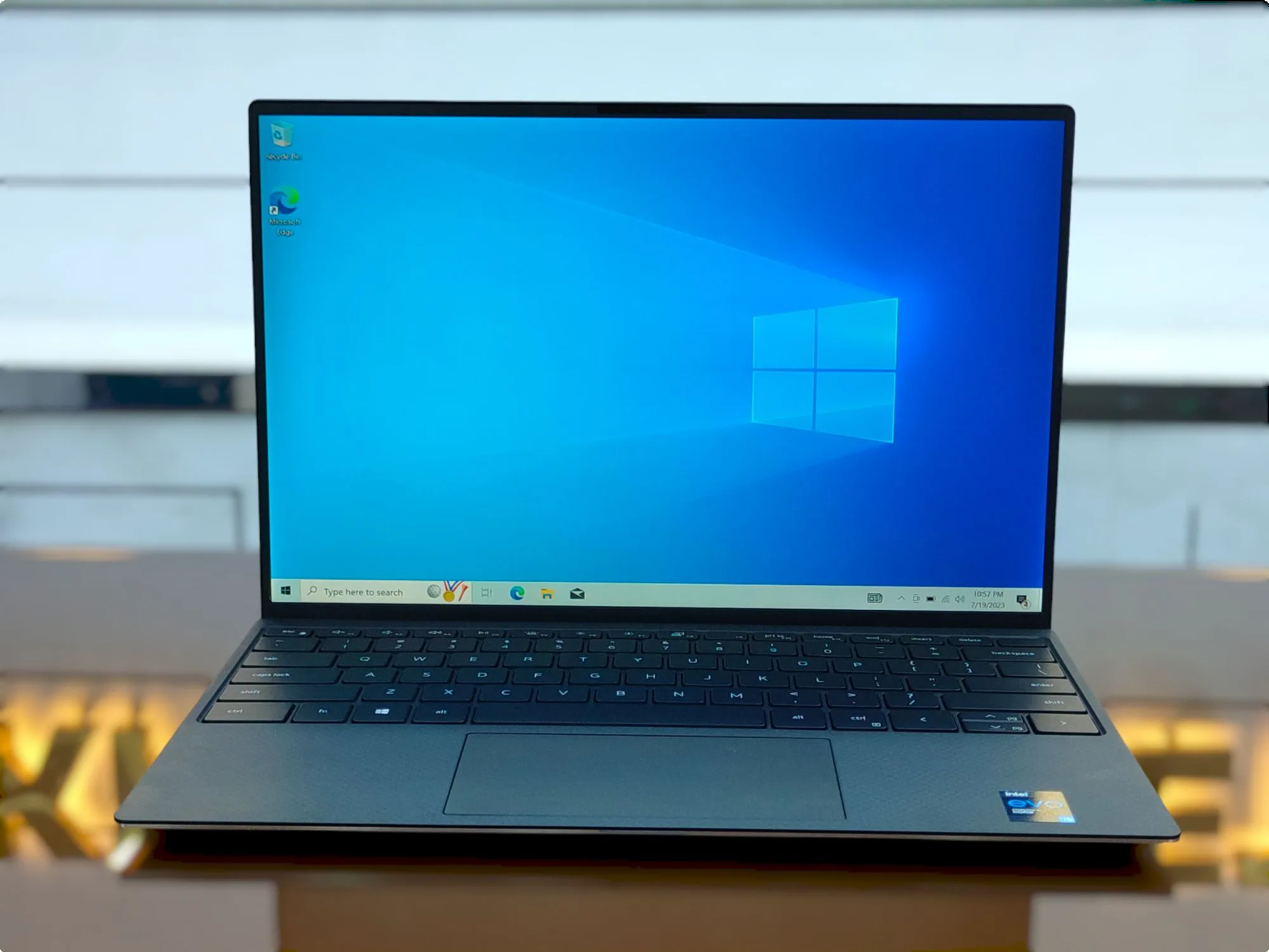Dell XPS 13 9310 Core i5-1135G7 16GB RAM 256GB SSD 13.4" FHD+ Glass Touch Display Laptop