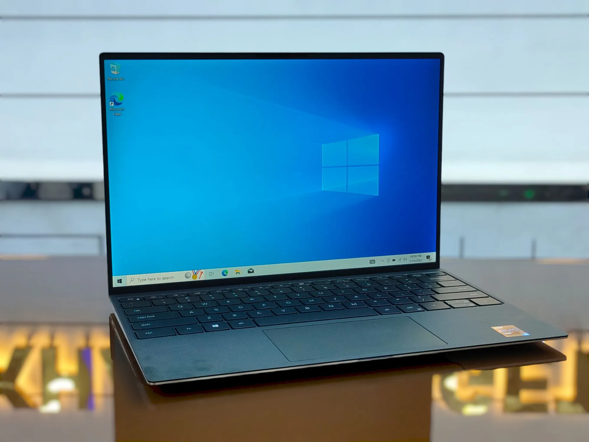 Dell XPS 13 9310 Core i5-1135G7 16GB RAM 256GB SSD 13.4" FHD+ Glass Touch Display Laptop