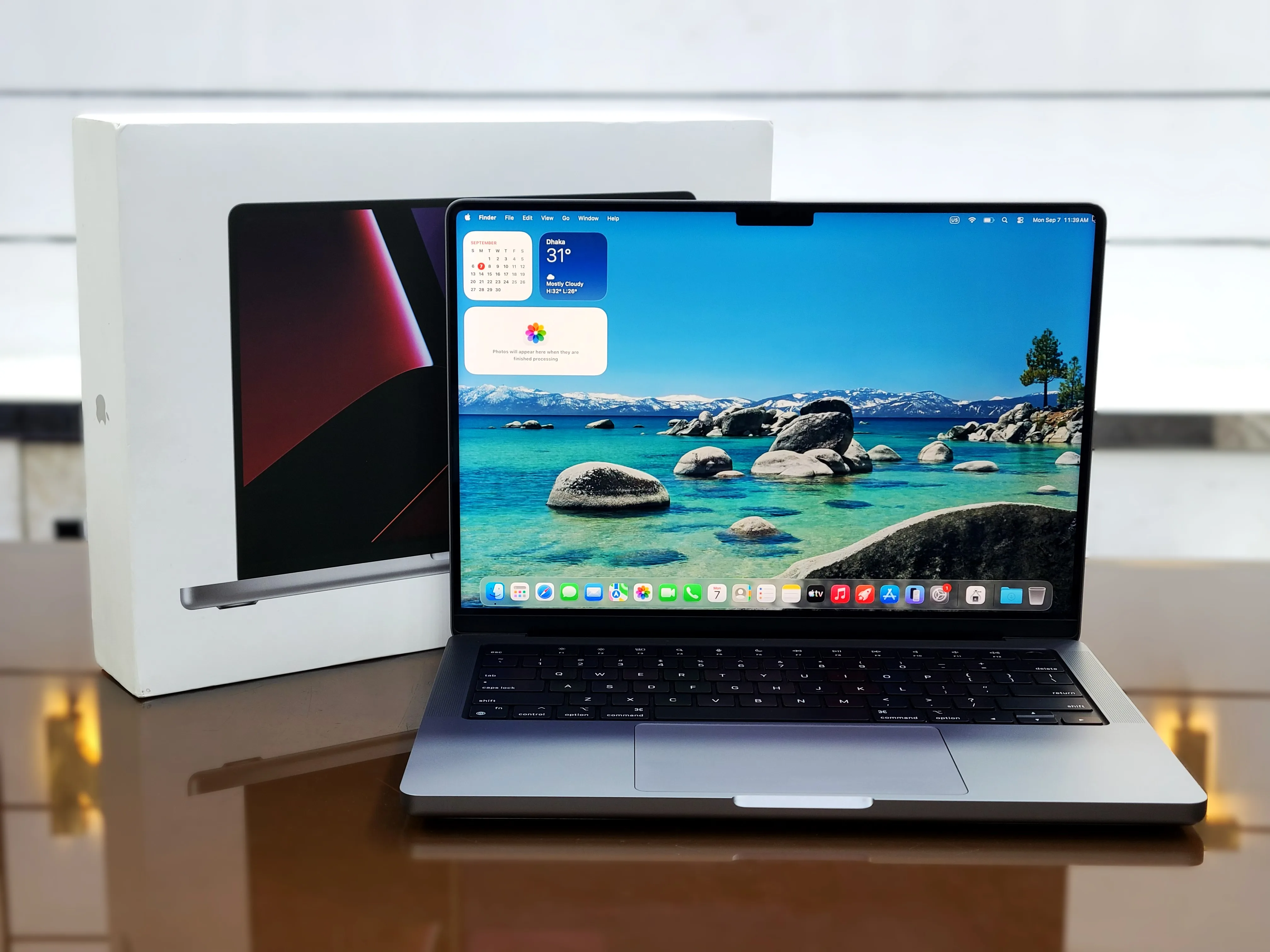 Apple MacBook Pro 14 Apple M2 Pro Chip 512GB SSD 16GB RAM 14.2" Liquid RETINA Display Cycle Only 34 & Health 95% With Full BOX UltraBook Laptop