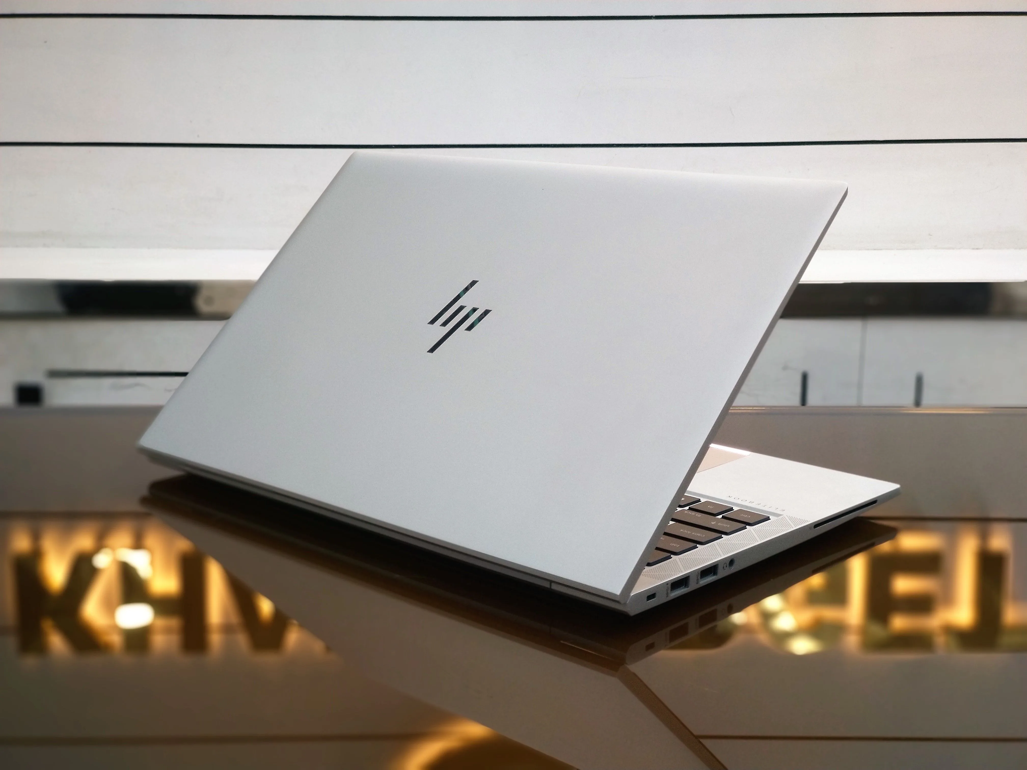 HP EliteBook 840 G8 Core i7-1185G7 256GB SSD 16GB RAM 14" FHD Display Laptop