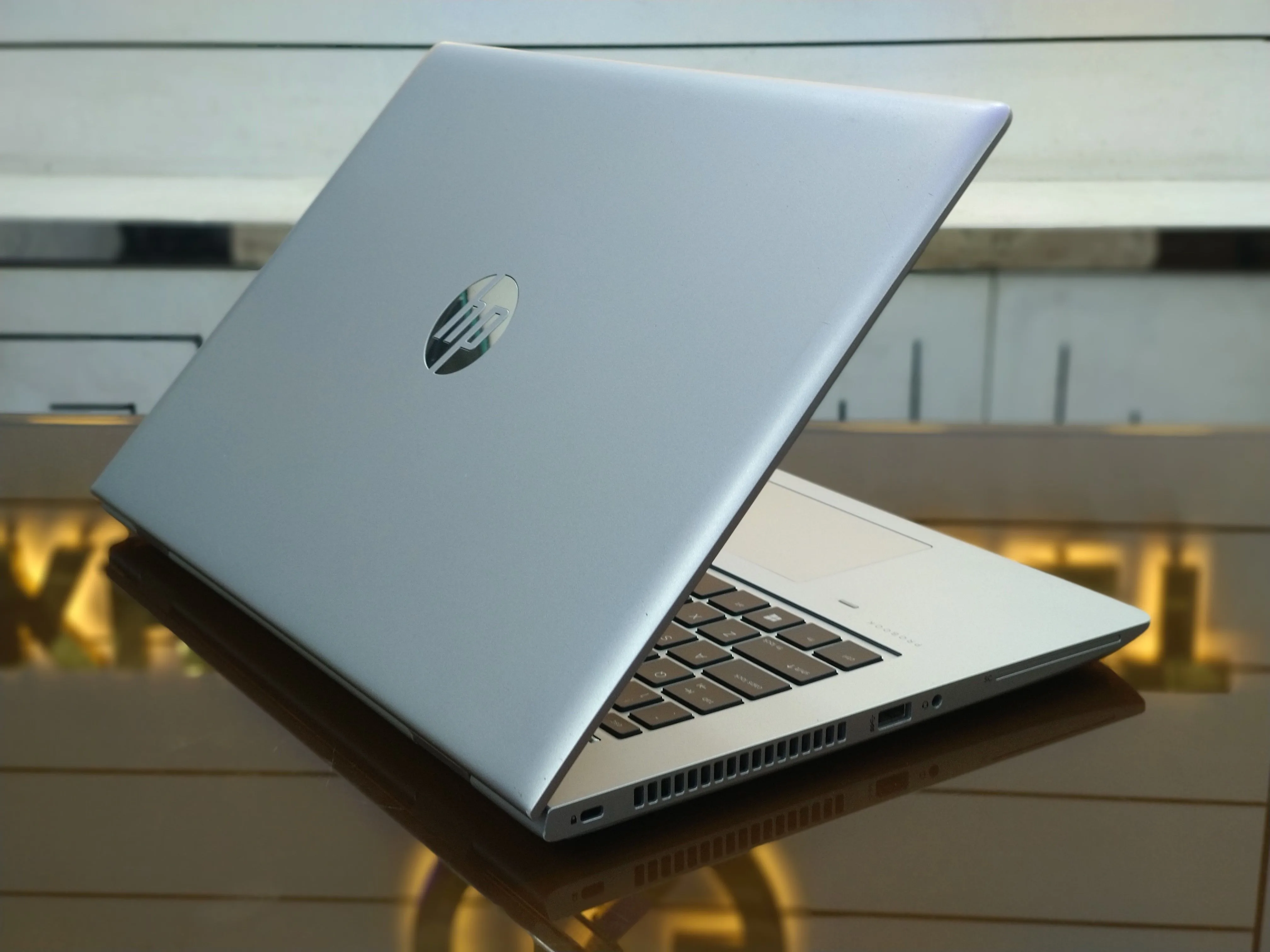 HP ProBook 640 G5 Core i5-8265U 256GB SSD 8GB RAM 14" FHD Display