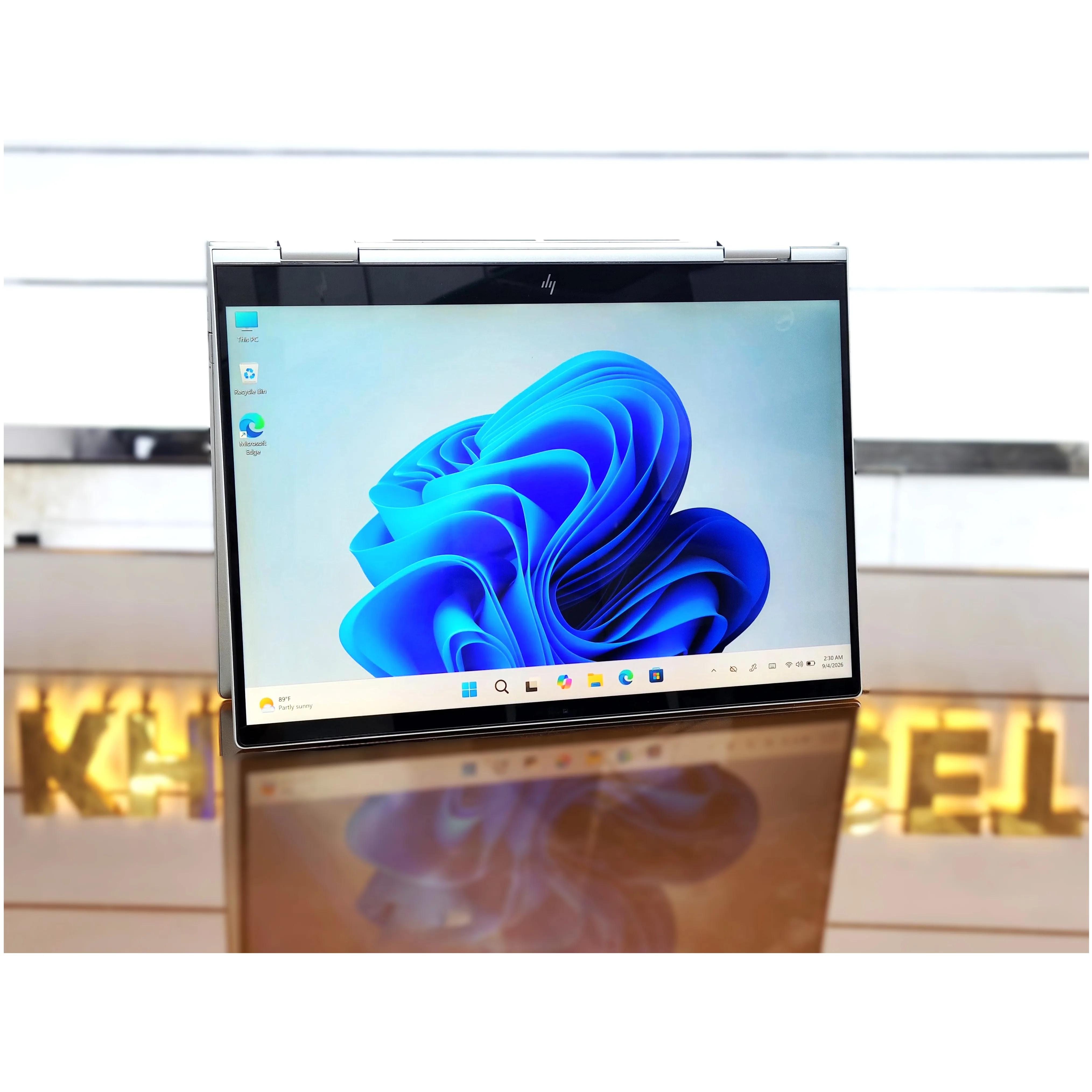 HP ENVY X360 13 Core i7-1250U 16GB RAM 512GB SSD 13.3" QHD Glass Touch Display Laptop