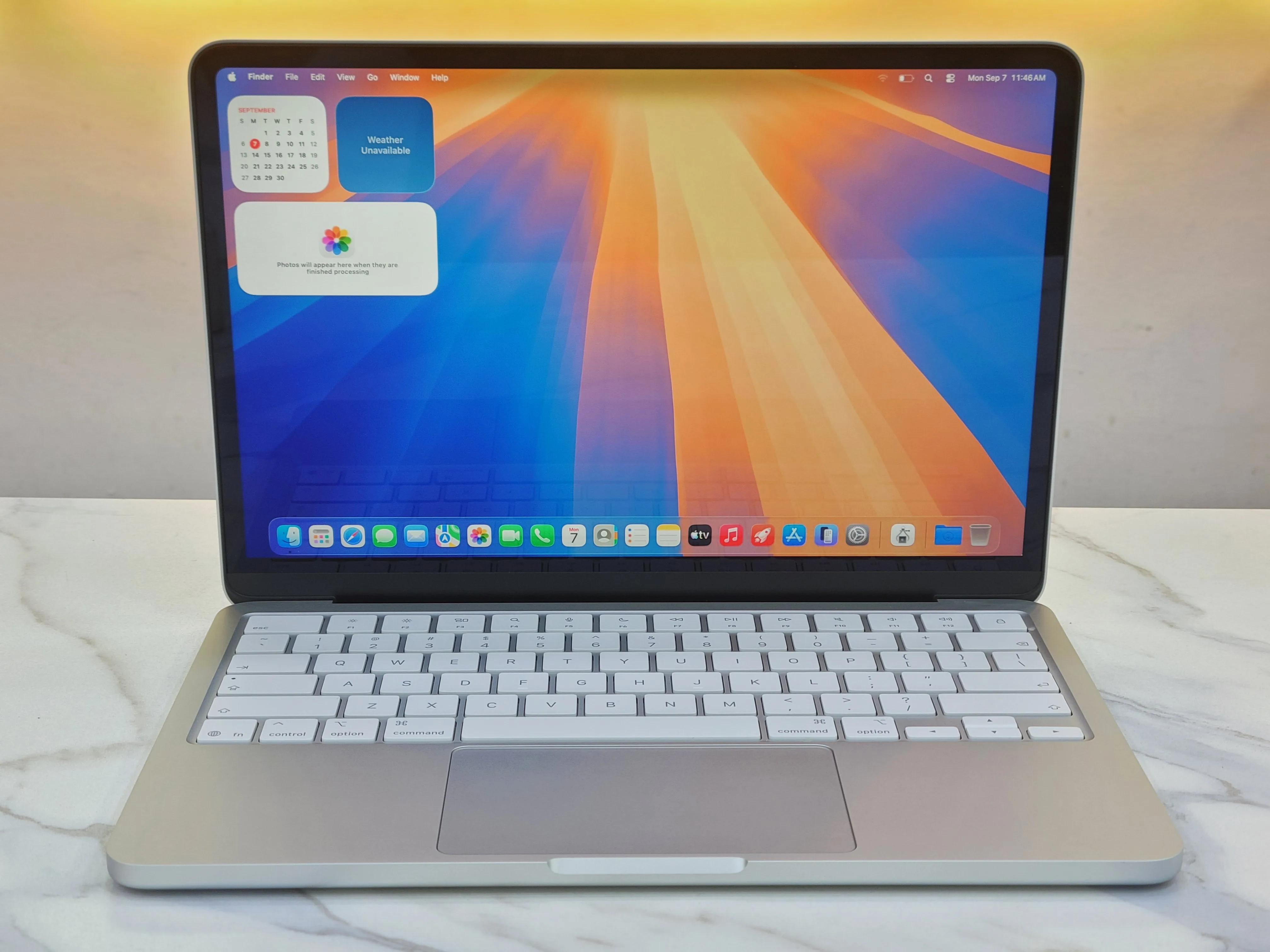 Apple MacBook Neo 13_A3404 Apple A18 Pro 256GB SSD 8 13.6" Retina Display Cycle - 3 Health - 100% Laptop With Box
