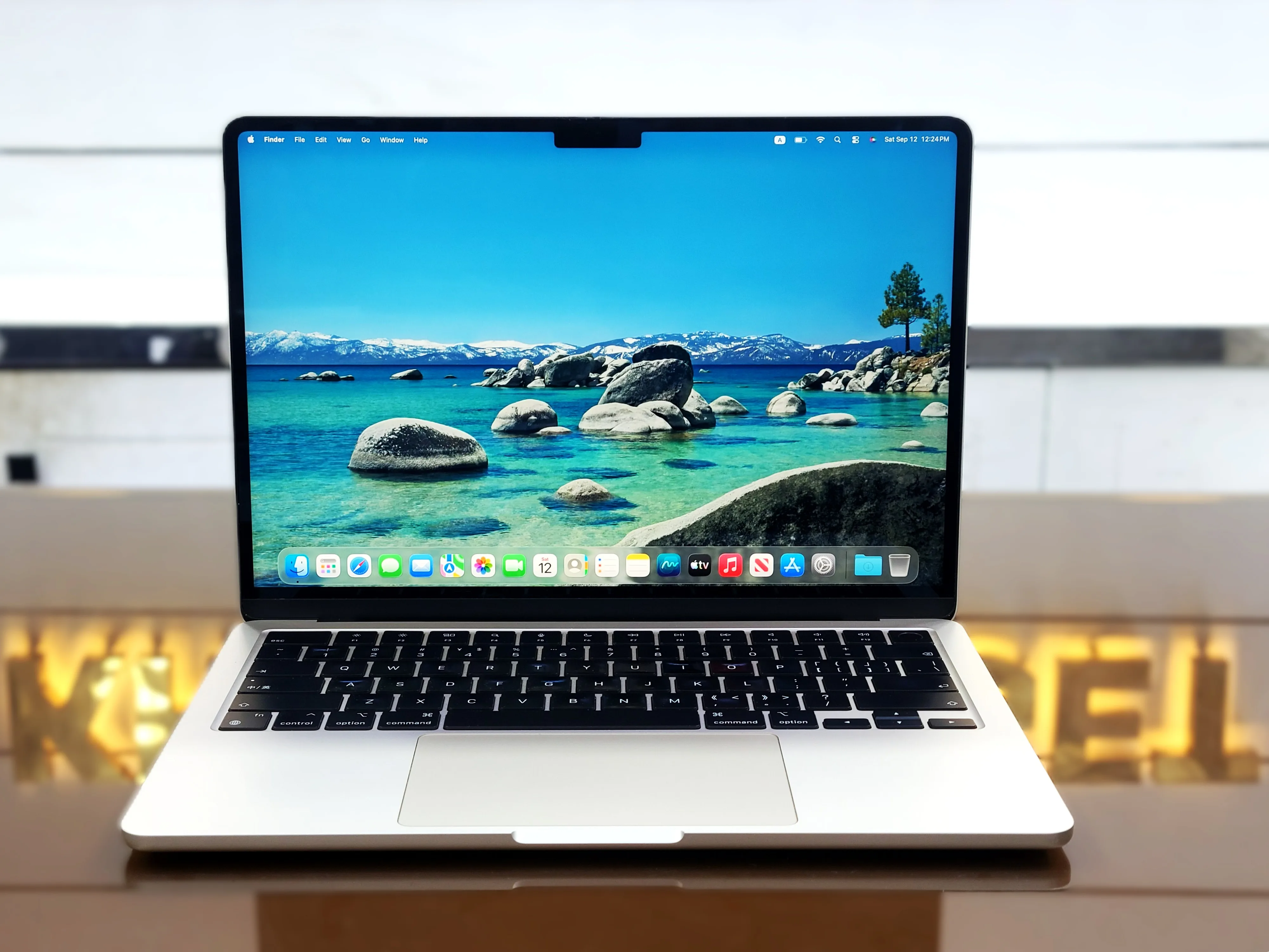 Apple MacBook Air 13 A2681 Apple M2 Chip 256GB SSD 8GB RAM 13.6" Retina Display Laptop
