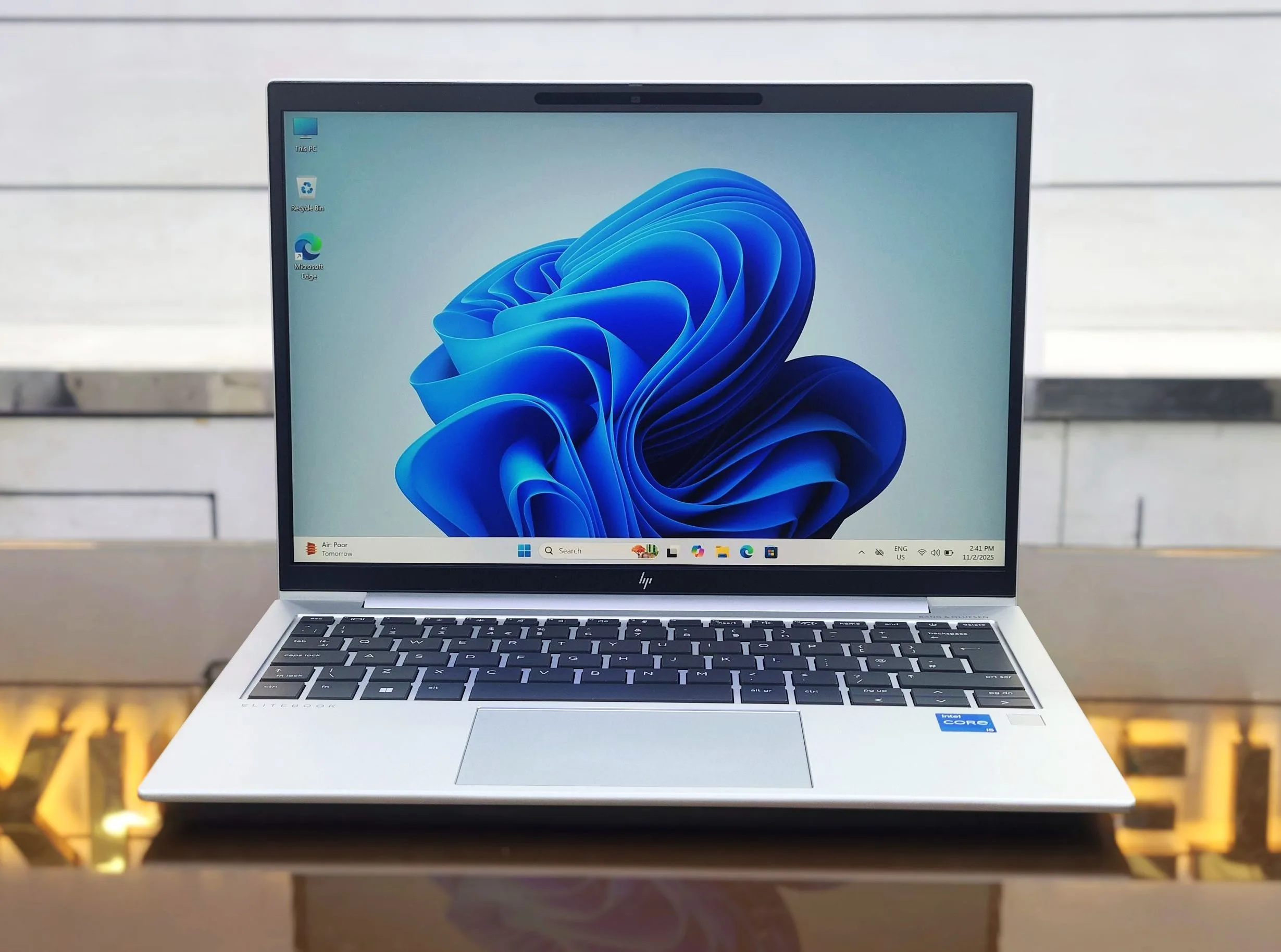 HP EliteBook 830 G9 Core i5-1245U 512GB SSD 16GB RAM 13.3" FHD+ Touch Screen Display Laptop