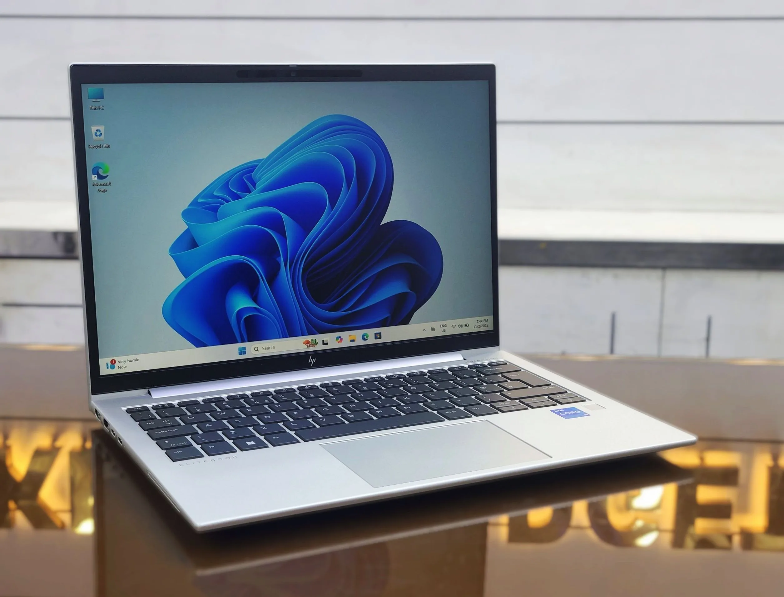 HP EliteBook 830 G9 Core i5-1245U 512GB SSD 16GB RAM 13.3" FHD+ Touch Screen Display Laptop