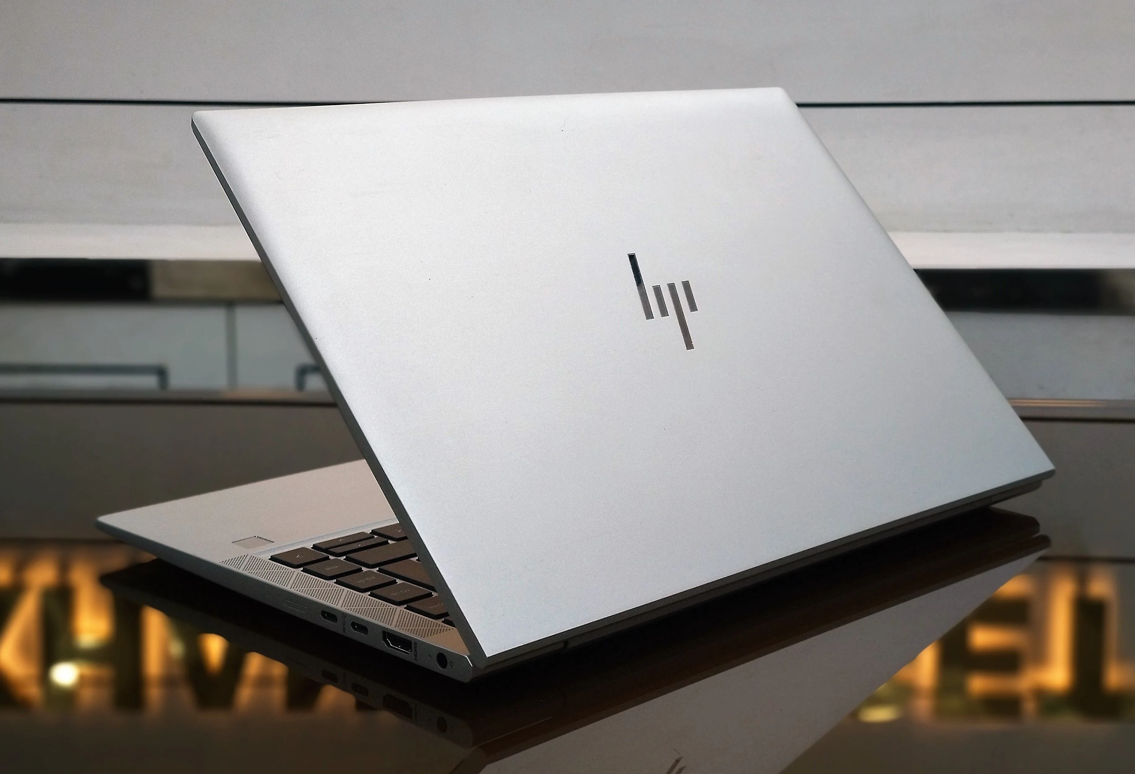 HP EliteBook 840 G7 Core i7-10510U 512GB SSD 8GB RAM 14" FHD Display Laptop