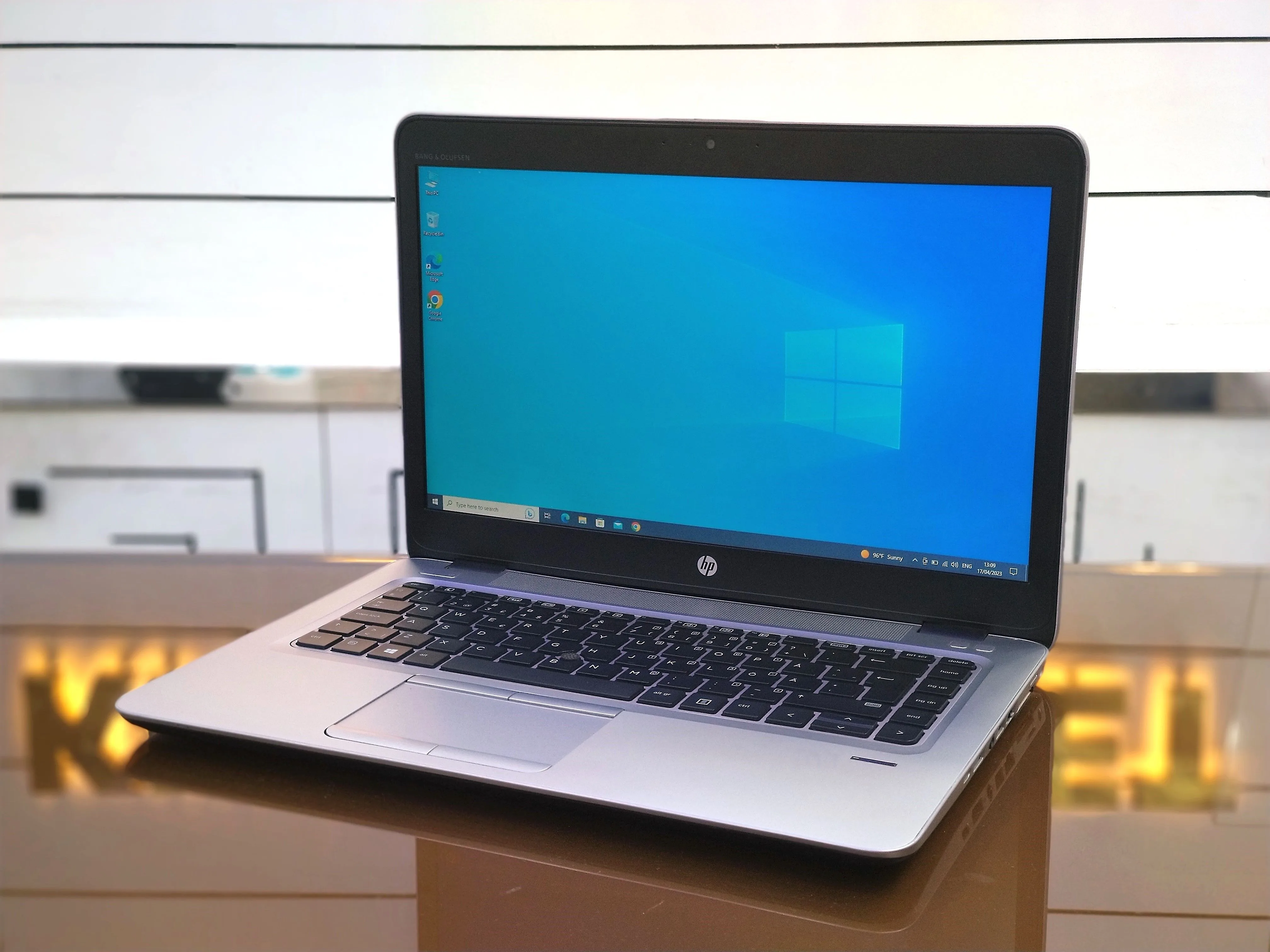 HP EliteBook 840 G4 Core i5-7300U 256GB SSD 8GB RAM 14" FHD Display Laptop