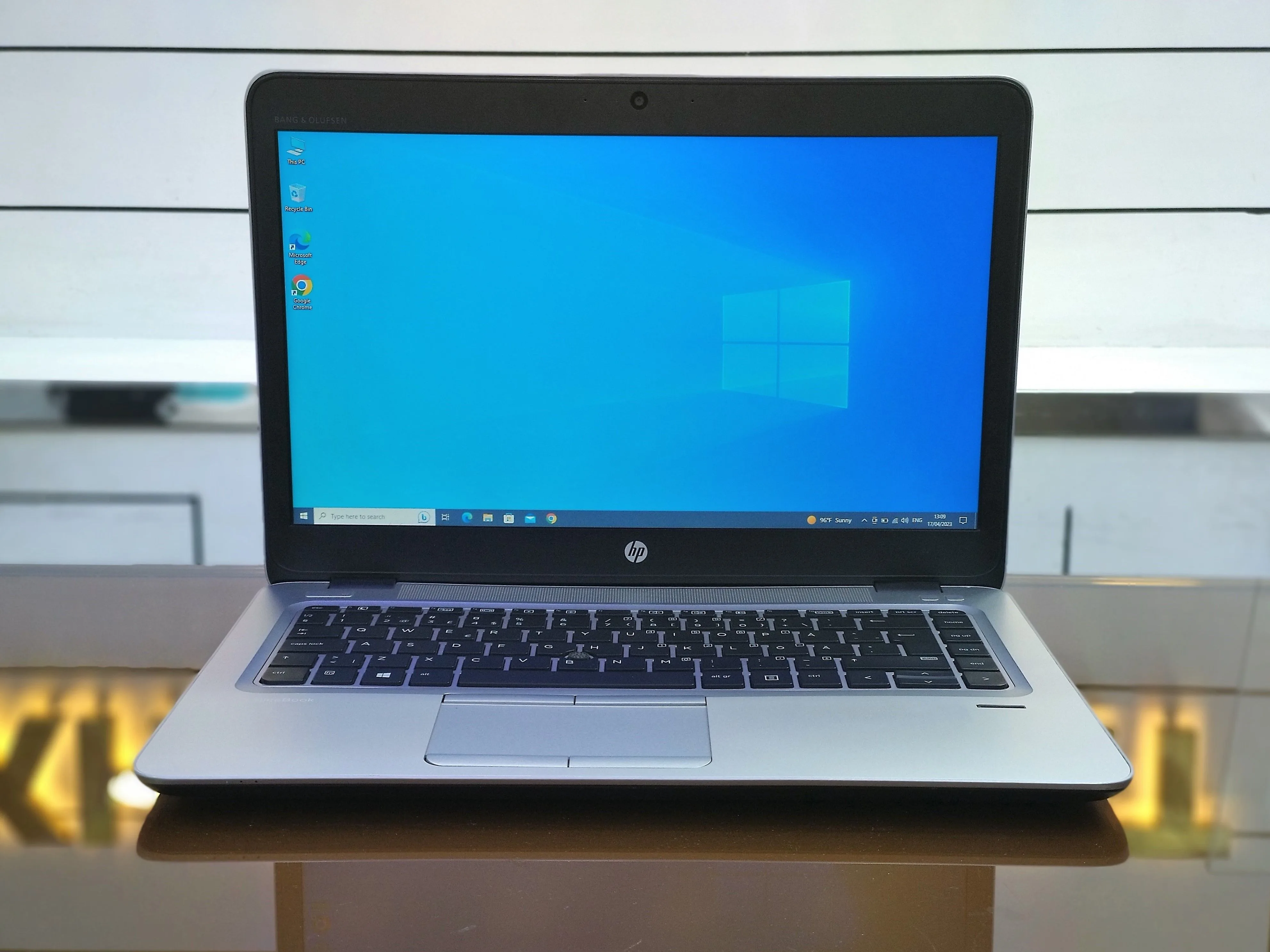 HP EliteBook 840 G4 Core i5-7300U 256GB SSD 8GB RAM 14" FHD Display Laptop