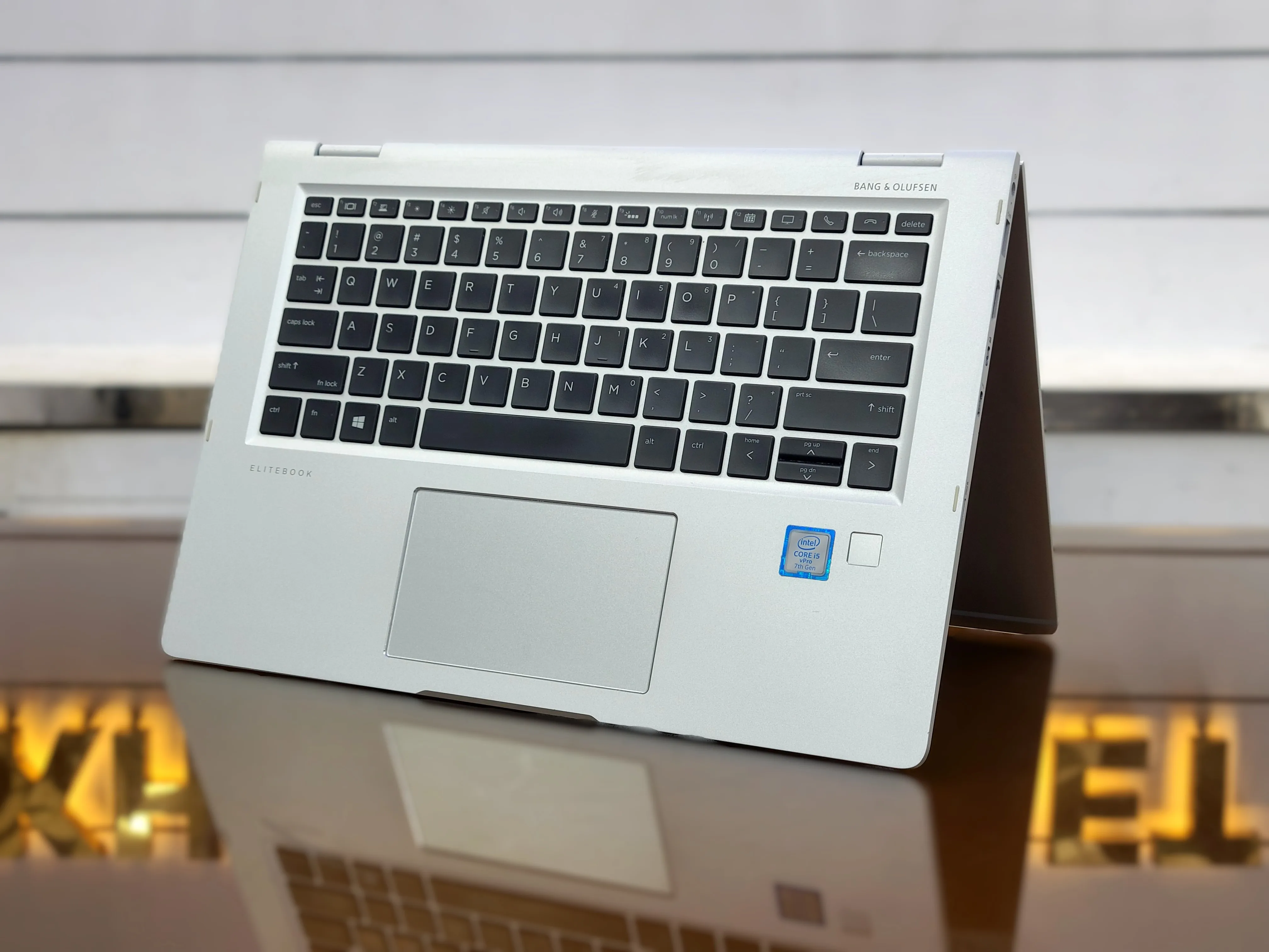 HP EliteBook X360 1030 G2 Core i5-7300U 256GB SSD 8GB RAM 13.3" FHD Glass Touch Screen Display 2-in-1 Laptop