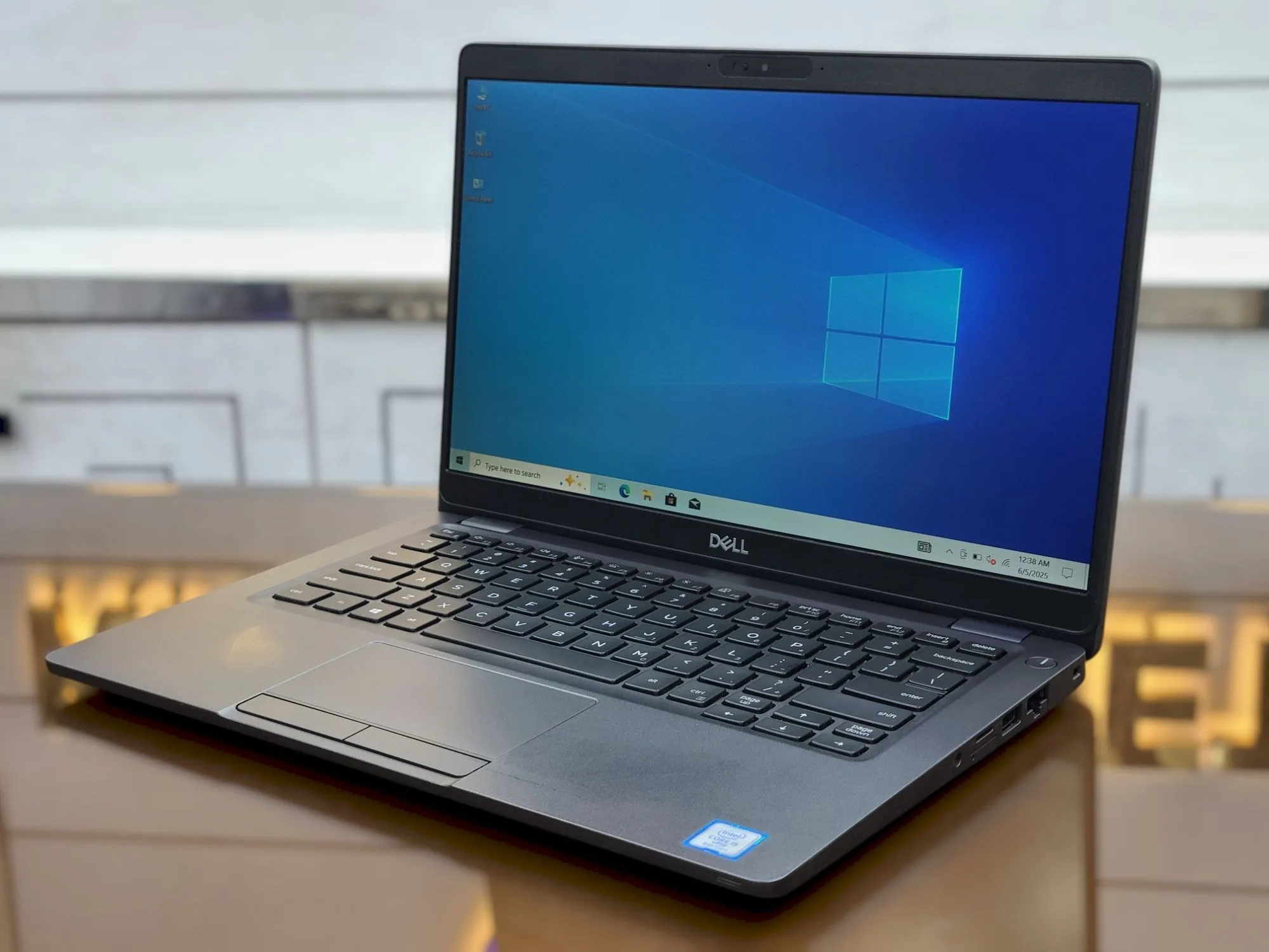 Dell Latitude 5300 - (Matte Black) Core i7-8665U 256GB SSD 8GB RAM 13.3" FHD Display Laptop