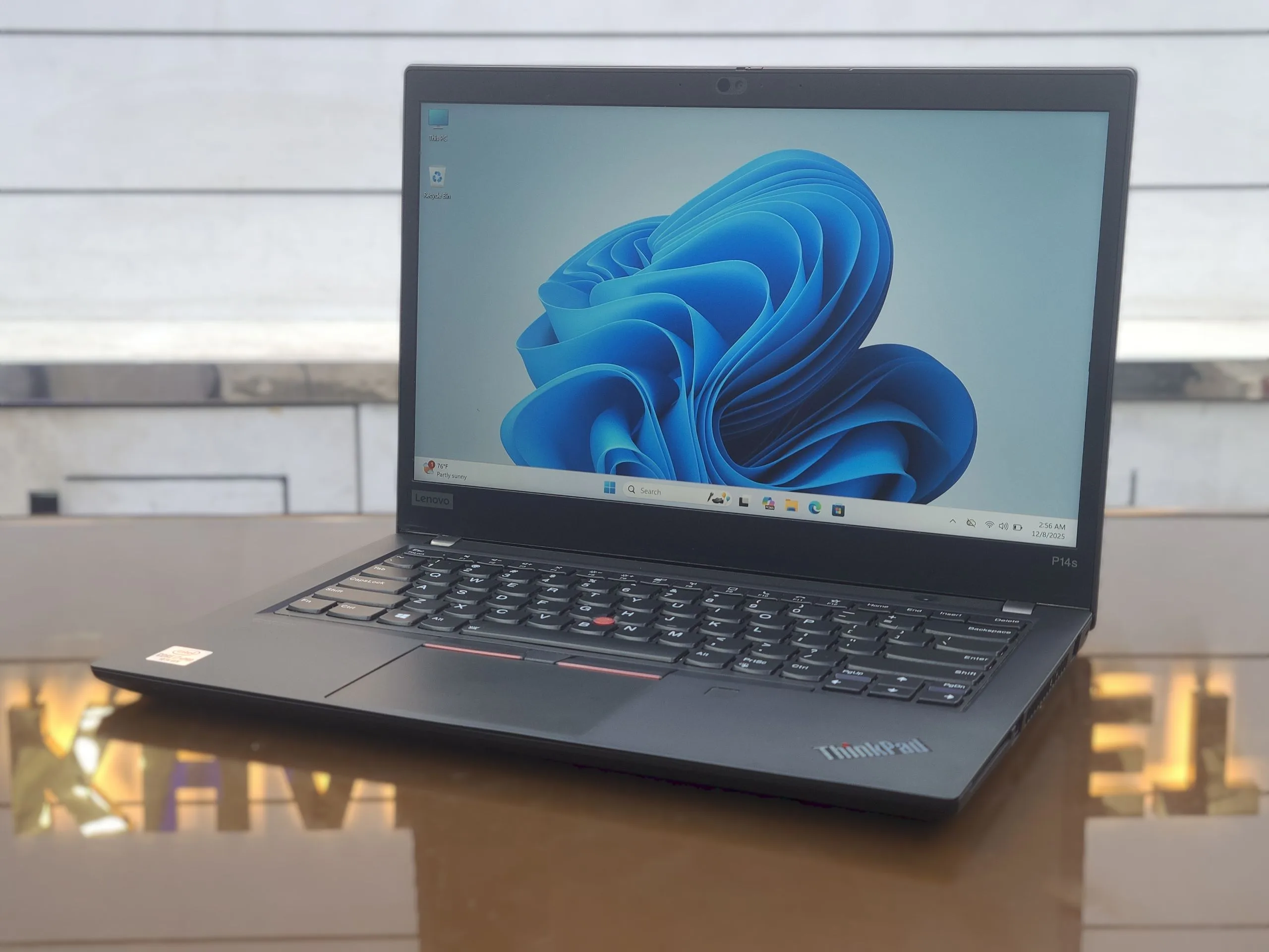 Lenovo ThinkPad P14s Gen 2 Core i7-1165G7 NVIDIA T500 With 4GB DDR6 Graphics 512GB SSD 16GB RAM 14" FHD Display Mobile Workstation Laptop