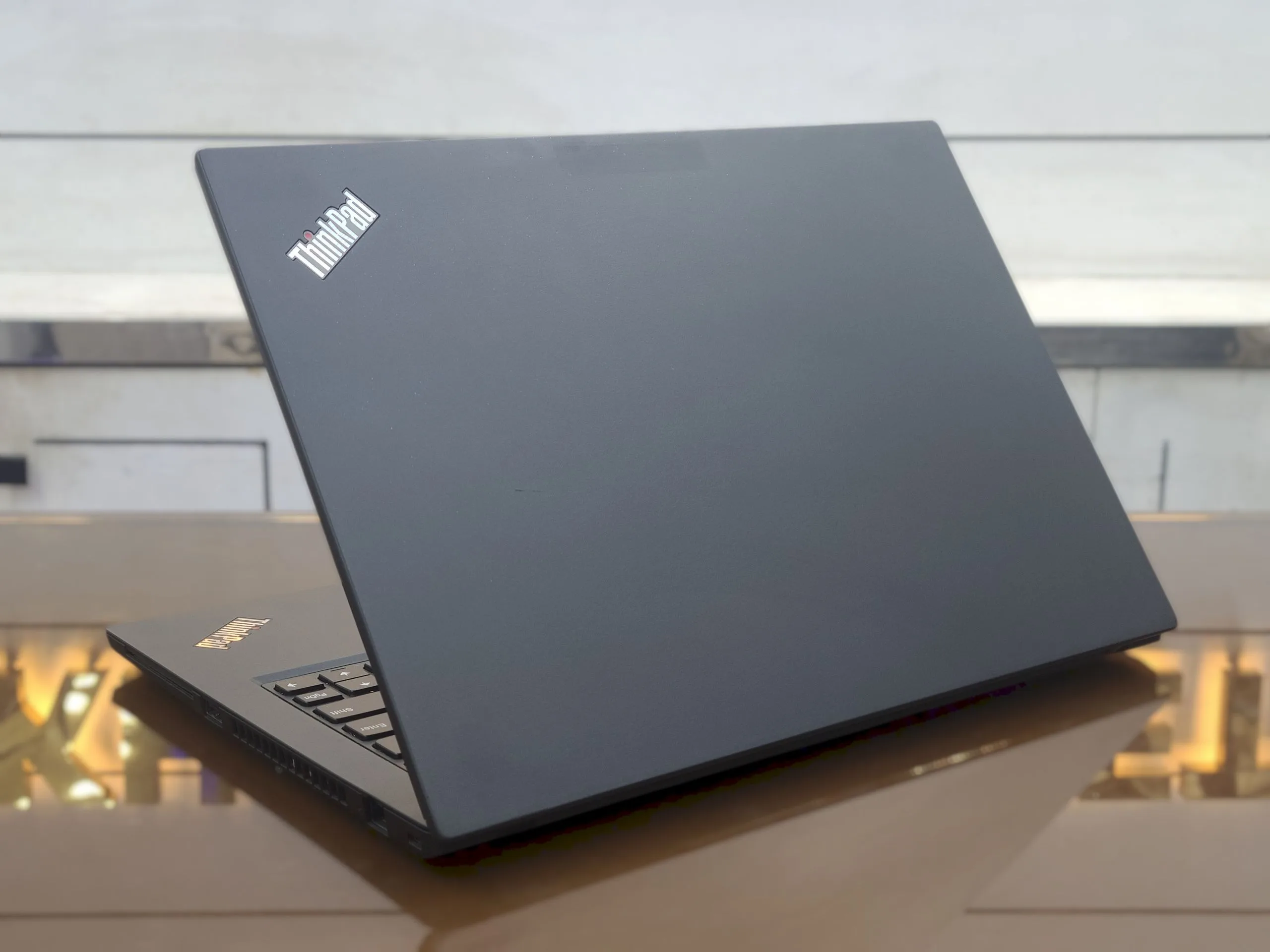 Lenovo ThinkPad P14s Gen 2 Core i7-1165G7 NVIDIA T500 With 4GB DDR6 Graphics 512GB SSD 16GB RAM 14" FHD Display Mobile Workstation Laptop
