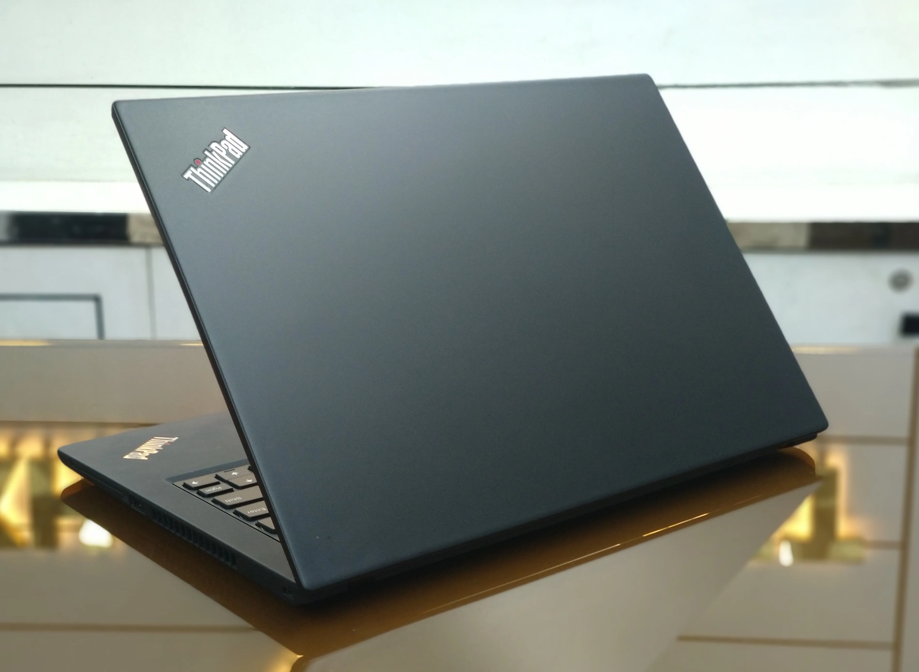 Lenovo ThinkPad T14 Gen 3 Ryzen 5 Pro-6650U 512GB SSD 16GB RAM 14" FHD Display Laptop