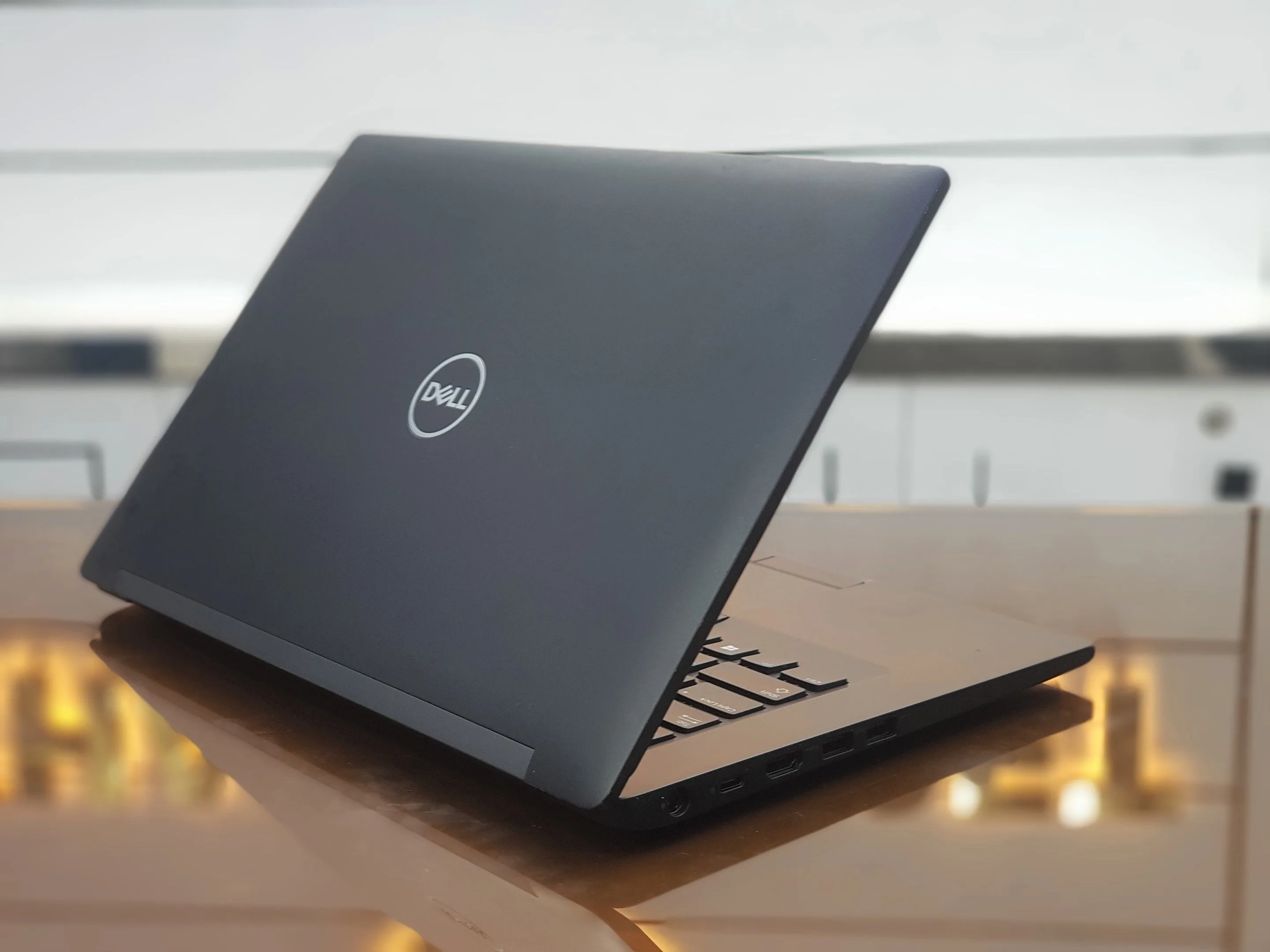 Dell Latitude 7490 - (Matte Black) Core i7-8650U 256GB SSD 8GB RAM 14" FHD Display Laptop