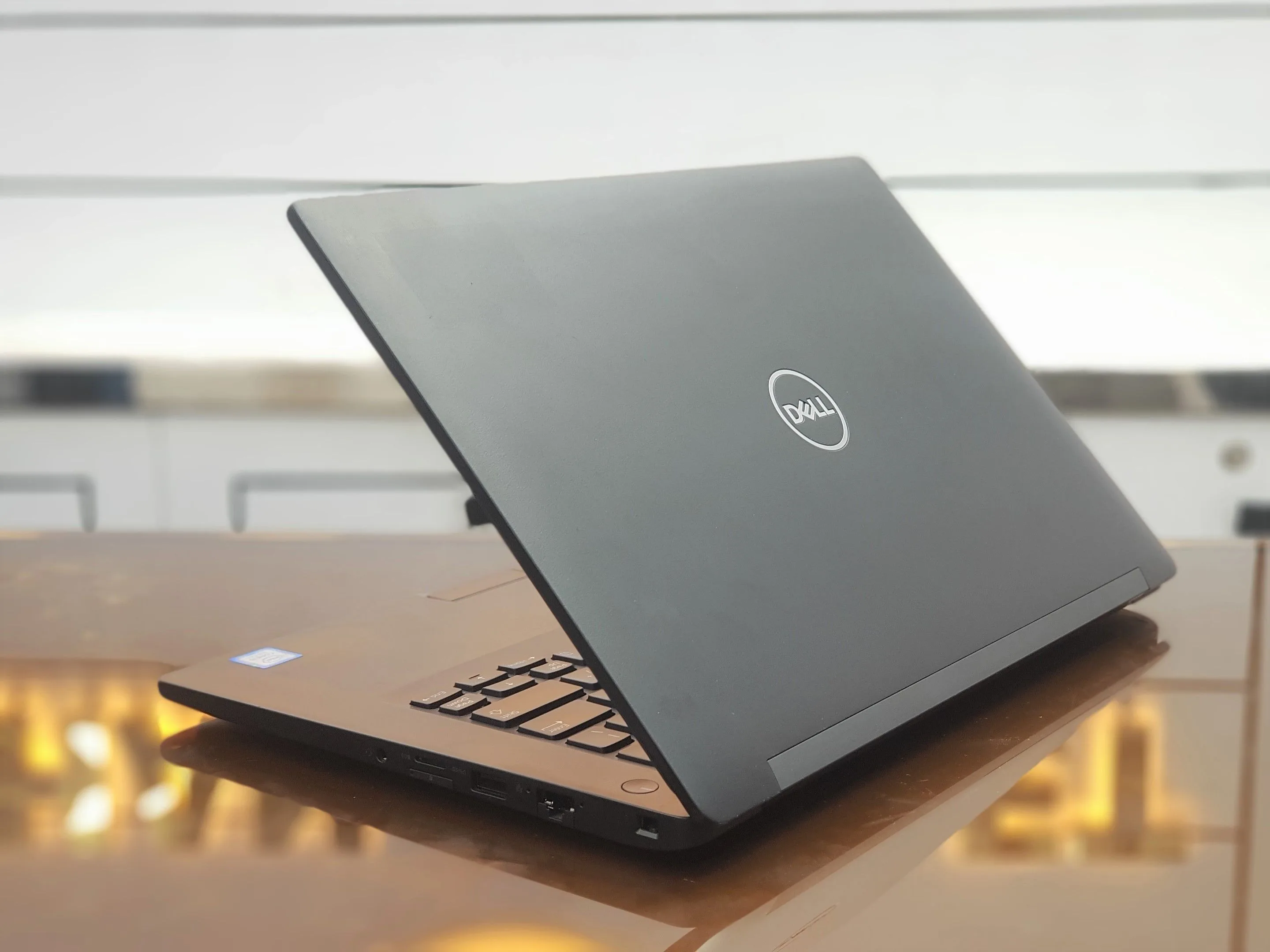 Dell Latitude 7490 - (Matte Black) Core i7-8650U 256GB SSD 8GB RAM 14" FHD Display Laptop