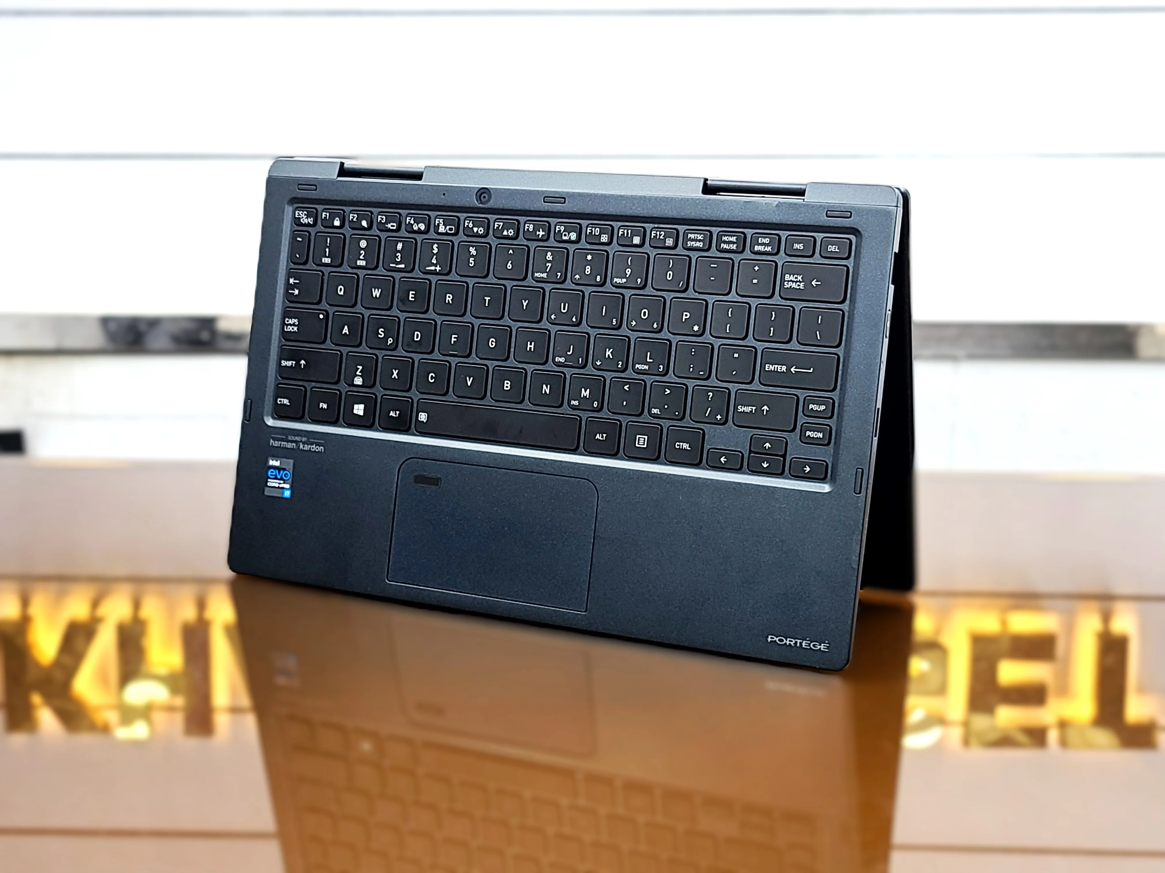 Toshiba DynaBook Portege X30W-J Core i5-1135G7 256GB SSD 16GB RAM 13.3" FHD Glass Touchscreen Display Laptop With Dual Camera
