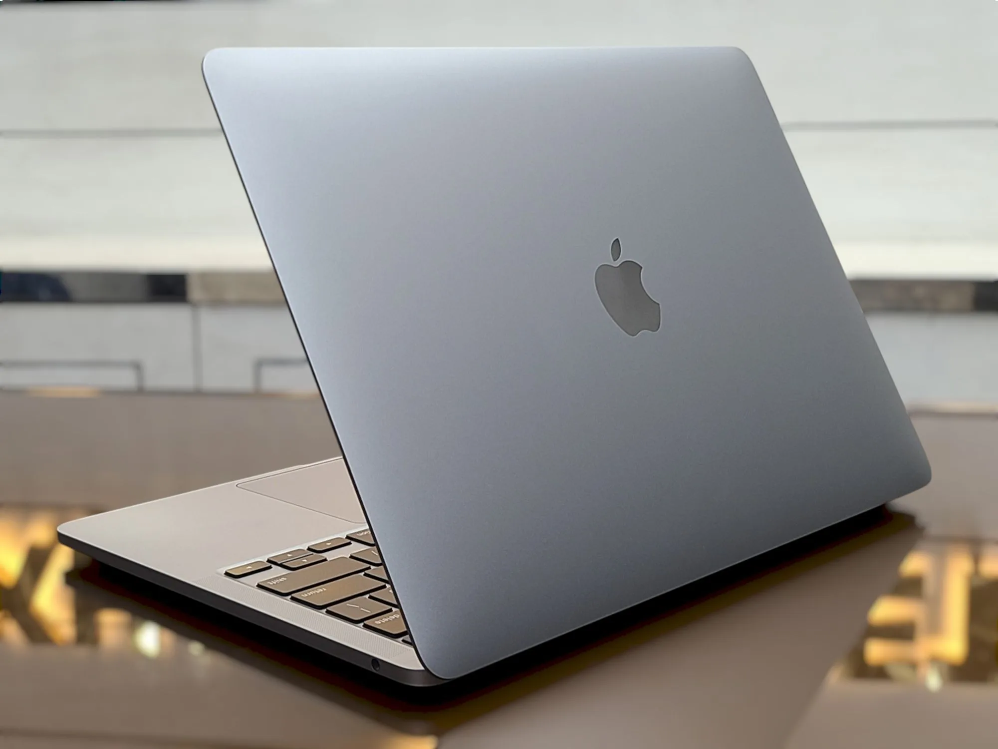 Apple MacBook Pro 13_A2338 (2020) Apple M1 Chip 13.3" RETINA Display With Touch Bar 256GB SSD Laptop