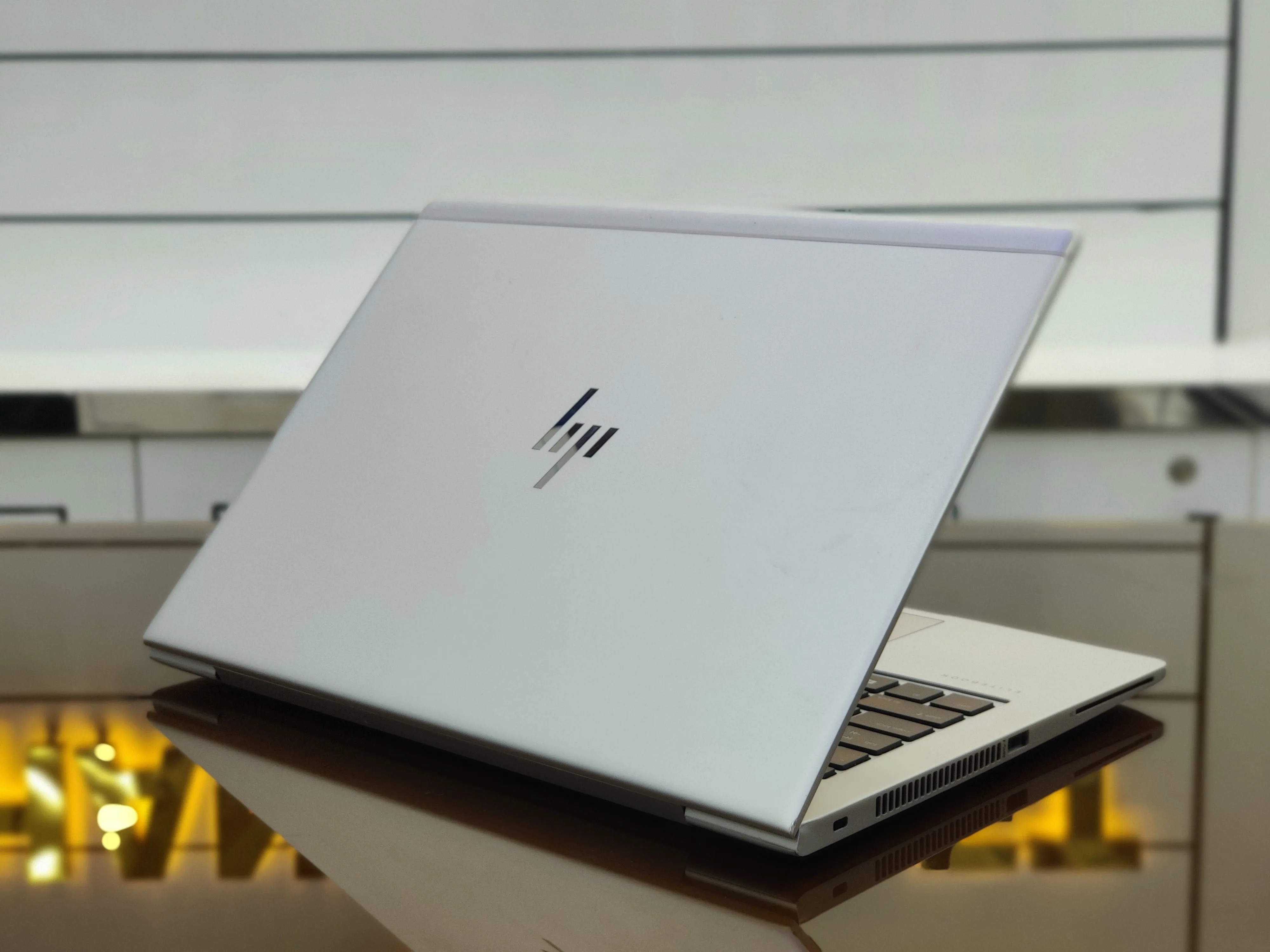 HP EliteBook 840 G6 Core i5-8365U 14" TOUCH Display 256GB SSD Business Series Laptop