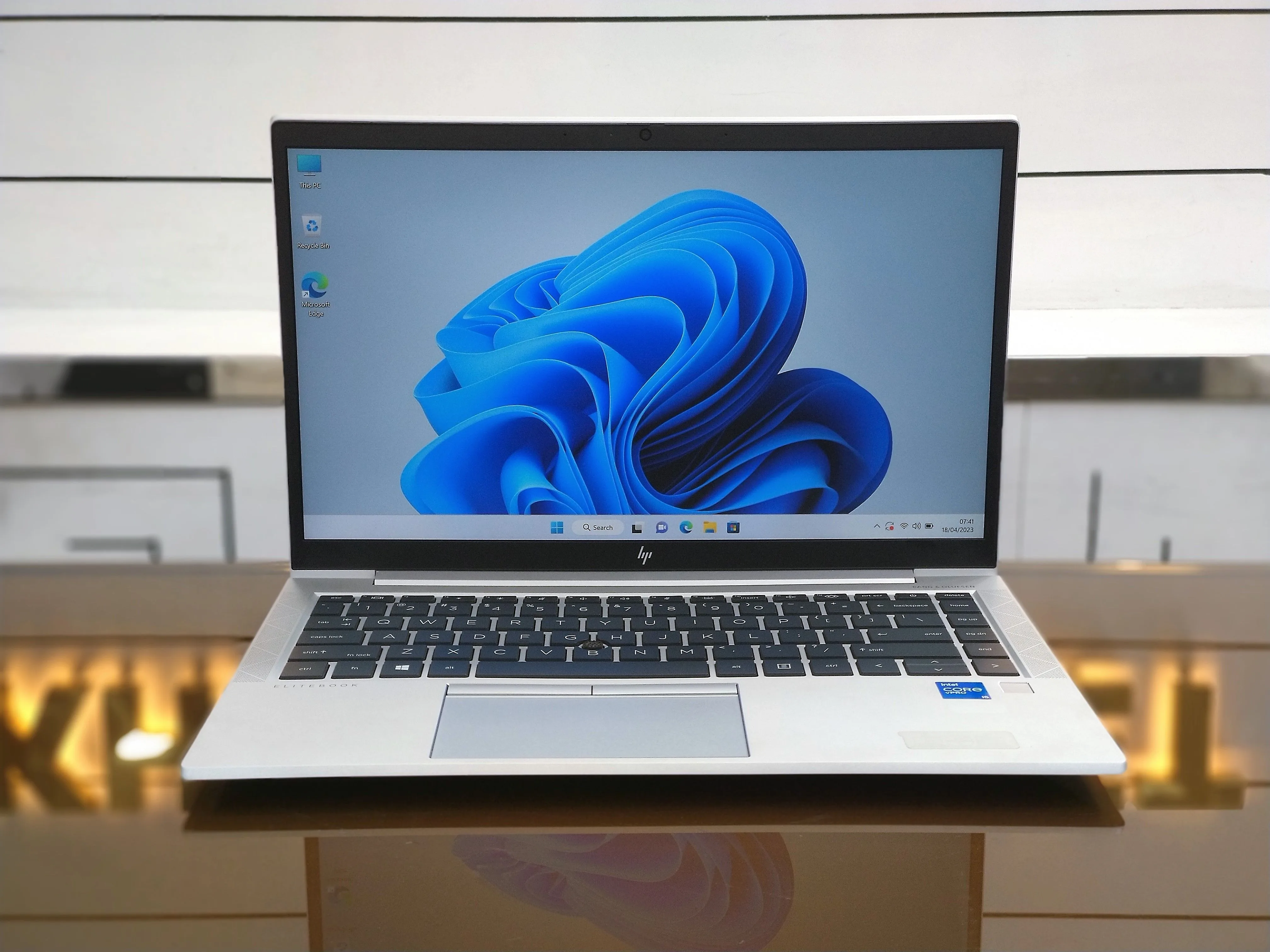 HP EliteBook 840 G8 Core i5-1145G7 512GB SSD 8GB RAM 14" Display Laptop