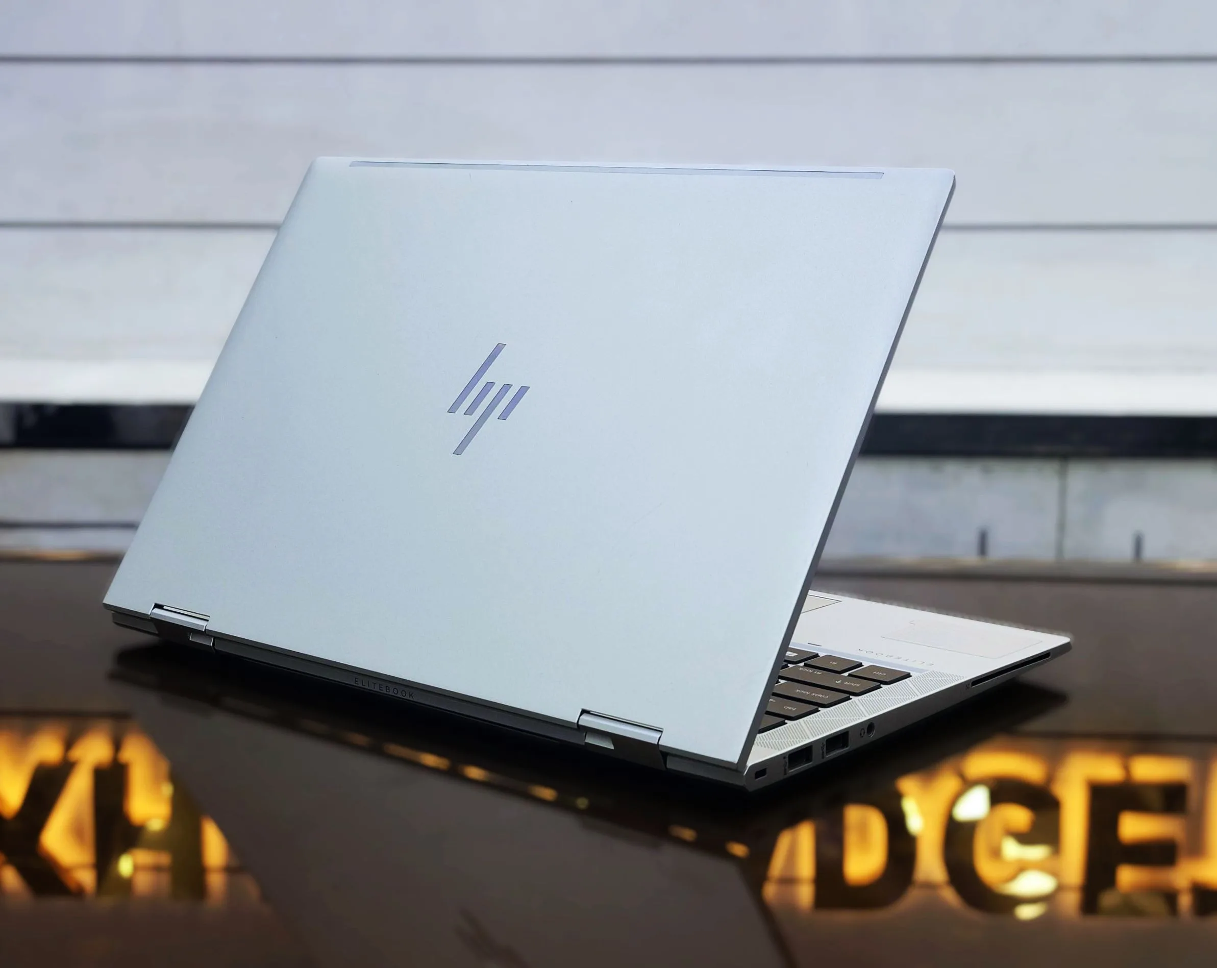 HP EliteBook X360 830 G7 Core i5-10310U 512GB SSD 8GB RAM 13.3" FHD Glass Touchscreen Display Foldable Laptop