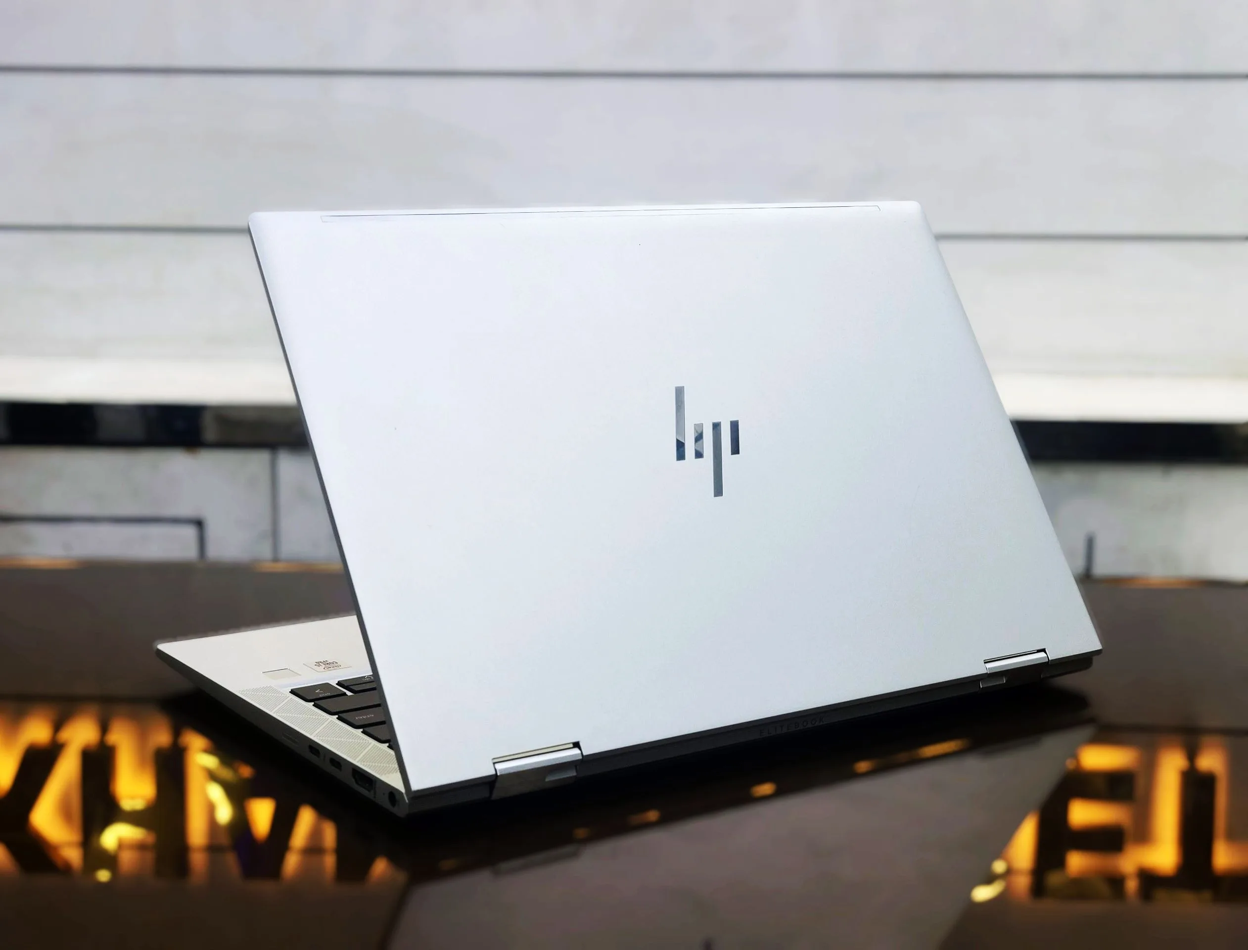 HP EliteBook X360 830 G7 Core i5-10310U 512GB SSD 8GB RAM 13.3" FHD Glass Touchscreen Display Foldable Laptop