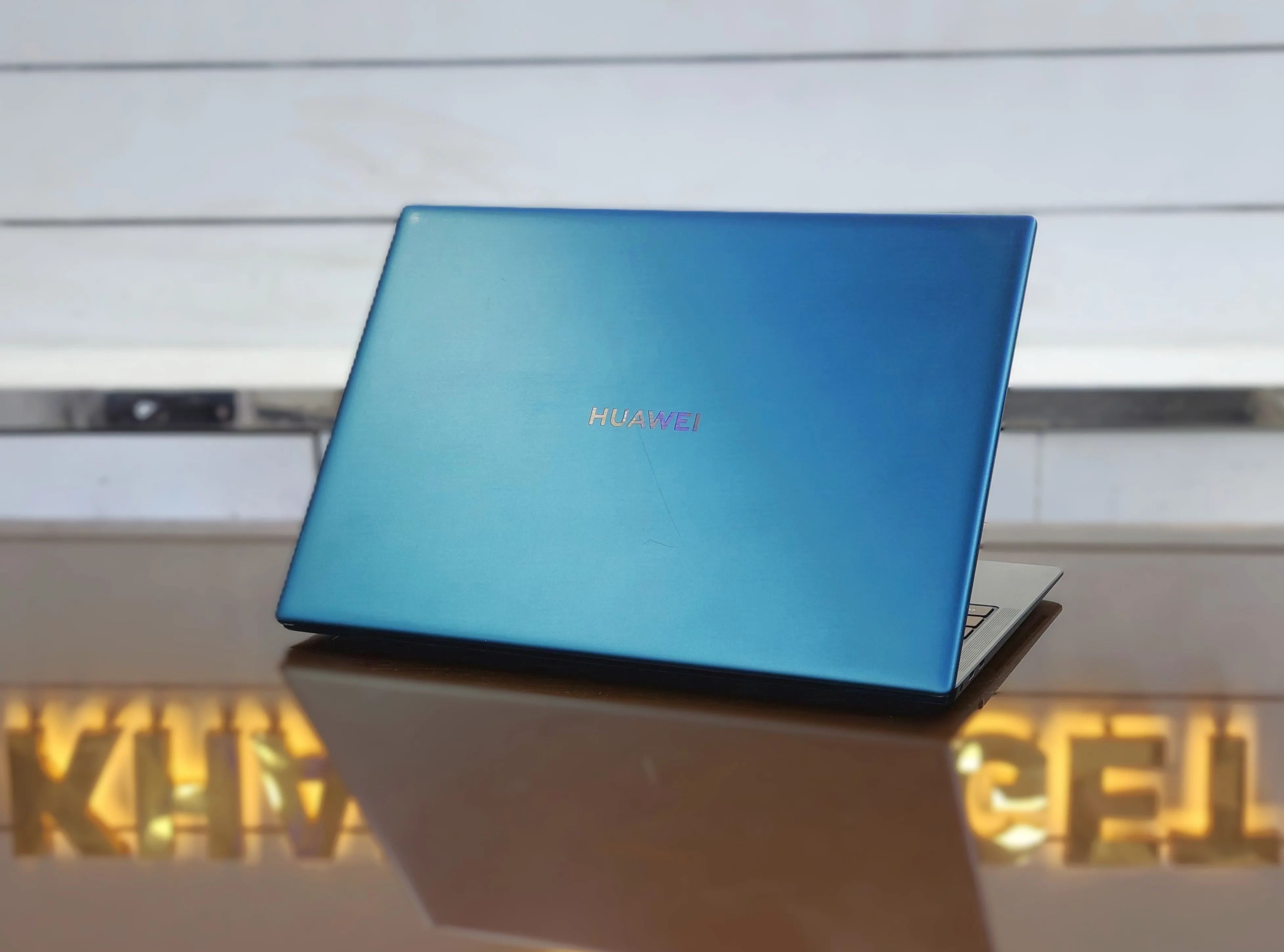 Huawei MateBook X Pro-2020 Core i7-10510U NVIDIA MX250 With 2GB DDR5 Graphics 512GB SSD 16GB RAM 13.9" 3K Glass Touch Display Laptop