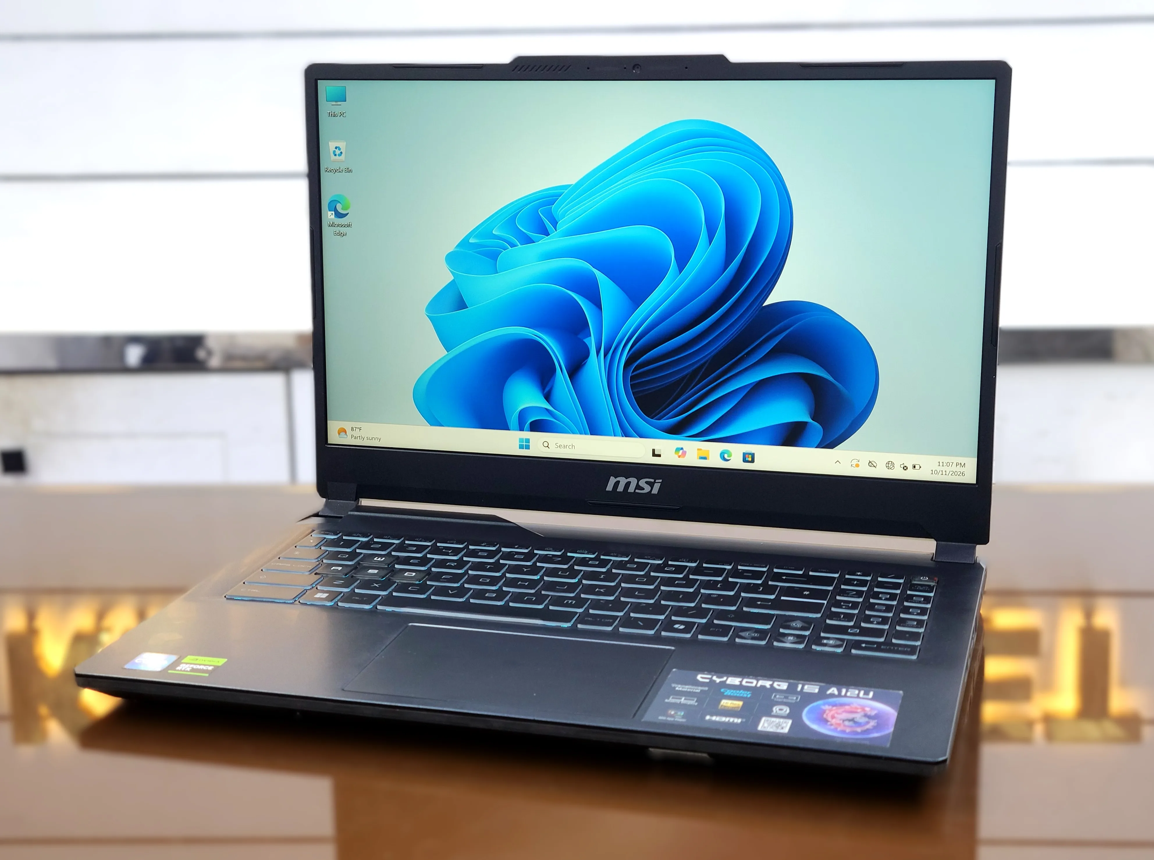 MSI Cyborg 15 A12UCCX-467UK Core i5-12450H NVIDIA RTX 2050 With 4GB DDR6 (45W) Graphics 512GB SSD 8GB RAM 15.6"FHD Display Gaming Laptop