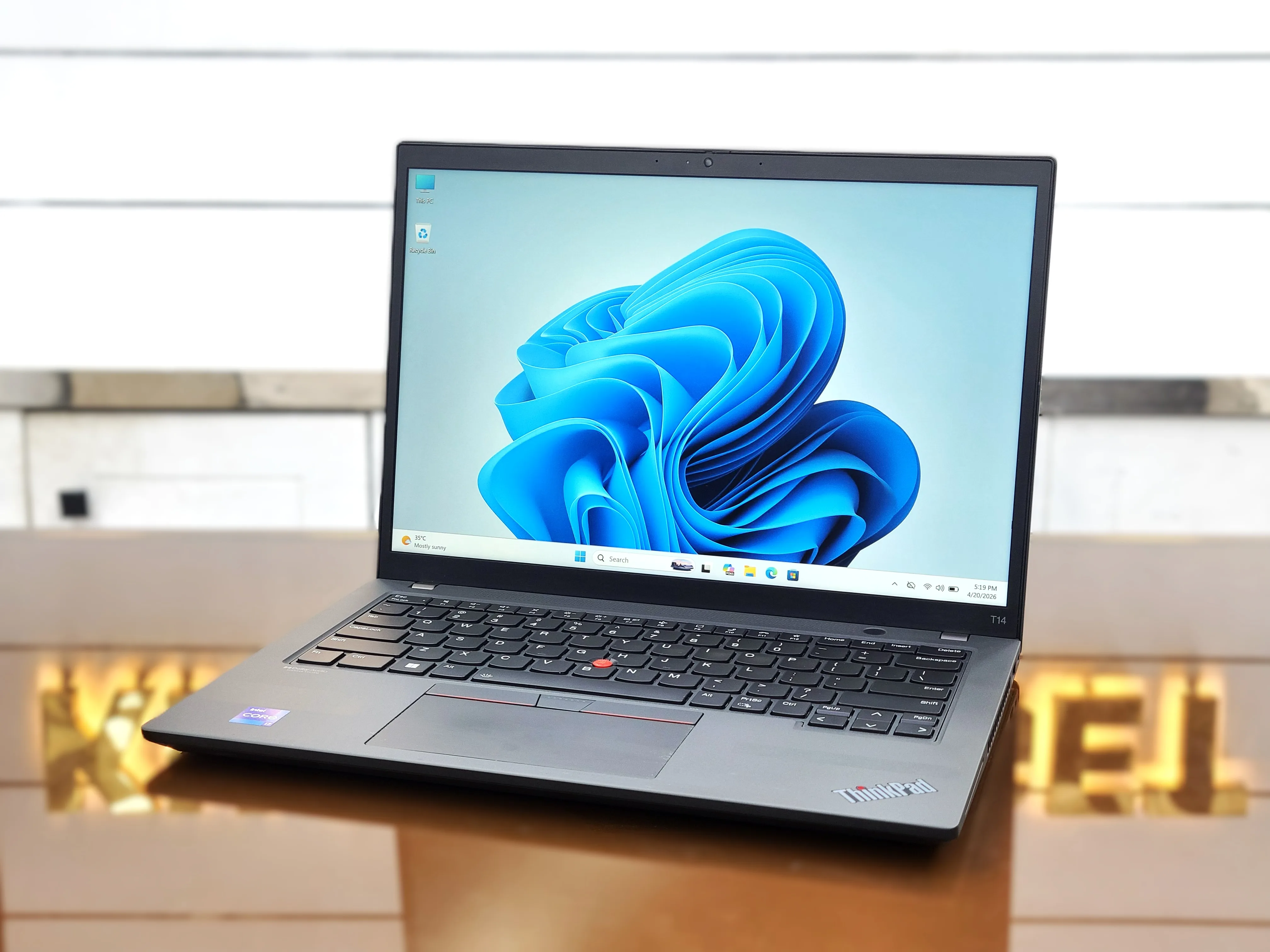 Lenovo ThinkPad T14 - Gen 3 Core i7-1255U 512GB SSD 16GB RAM 14"FHD+ Touch Display Laptop