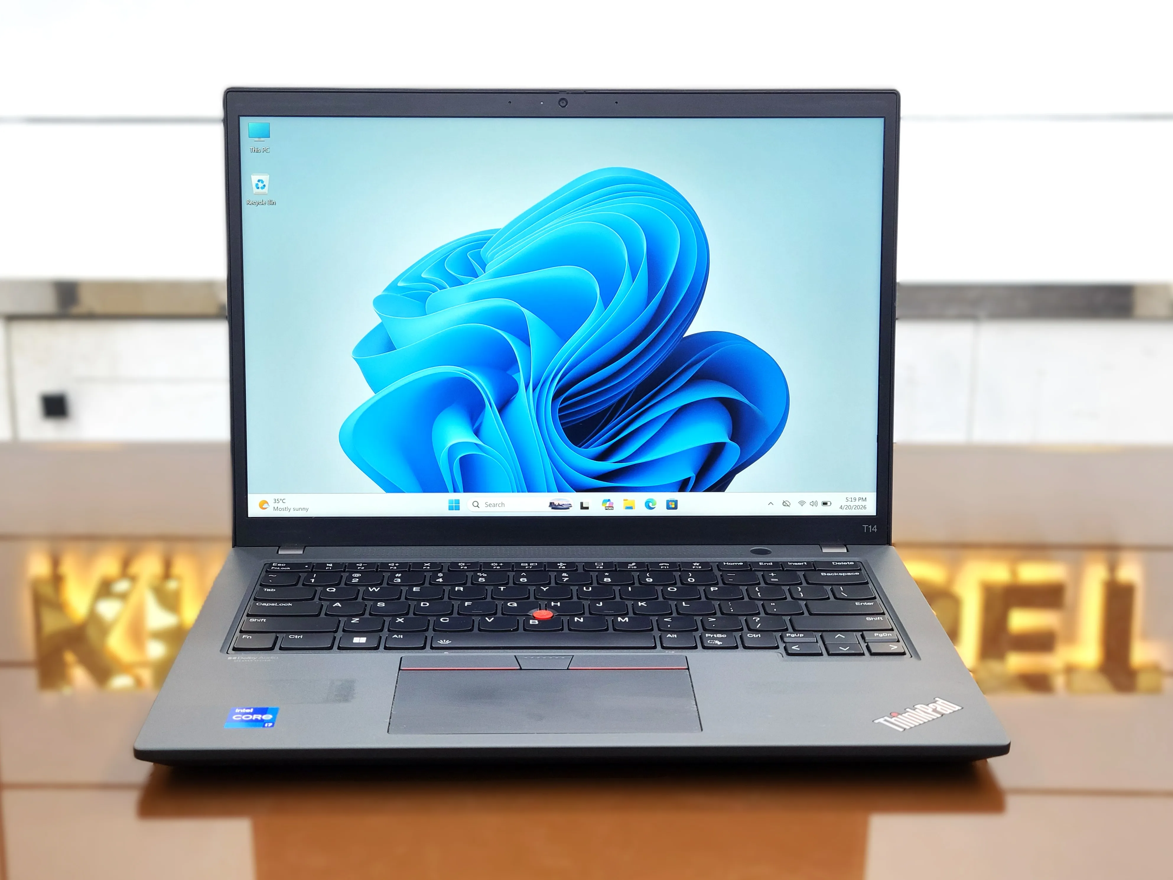 Lenovo ThinkPad T14 - Gen 3 Core i7-1255U 512GB SSD 16GB RAM 14"FHD+ Touch Display Laptop