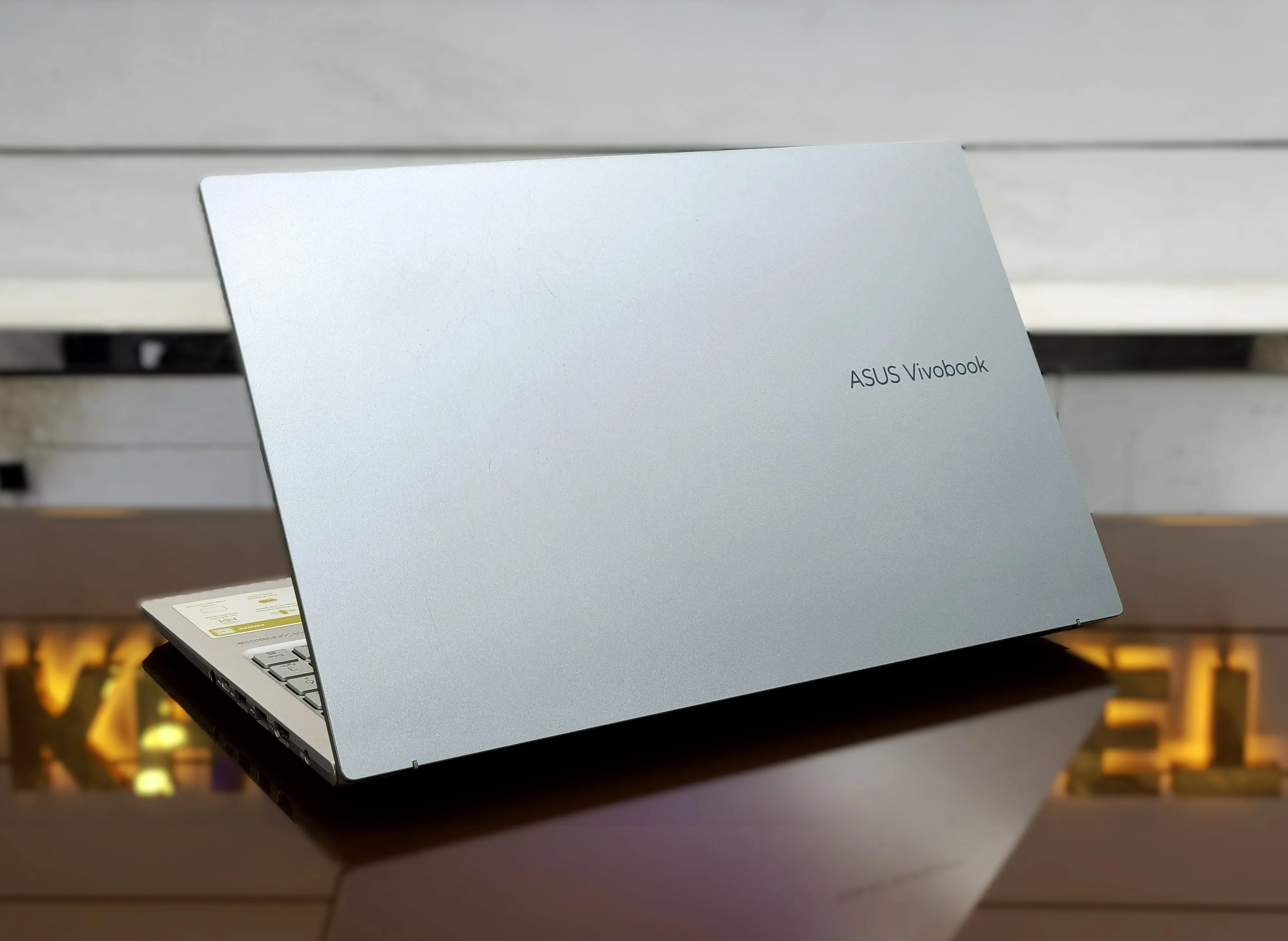 ASUS VivoBook 15X OLED M1503QA Ryzen 5-5600H 512GB SSD 16GB RAM 15.6" FHD OLED Panel Display Laptop